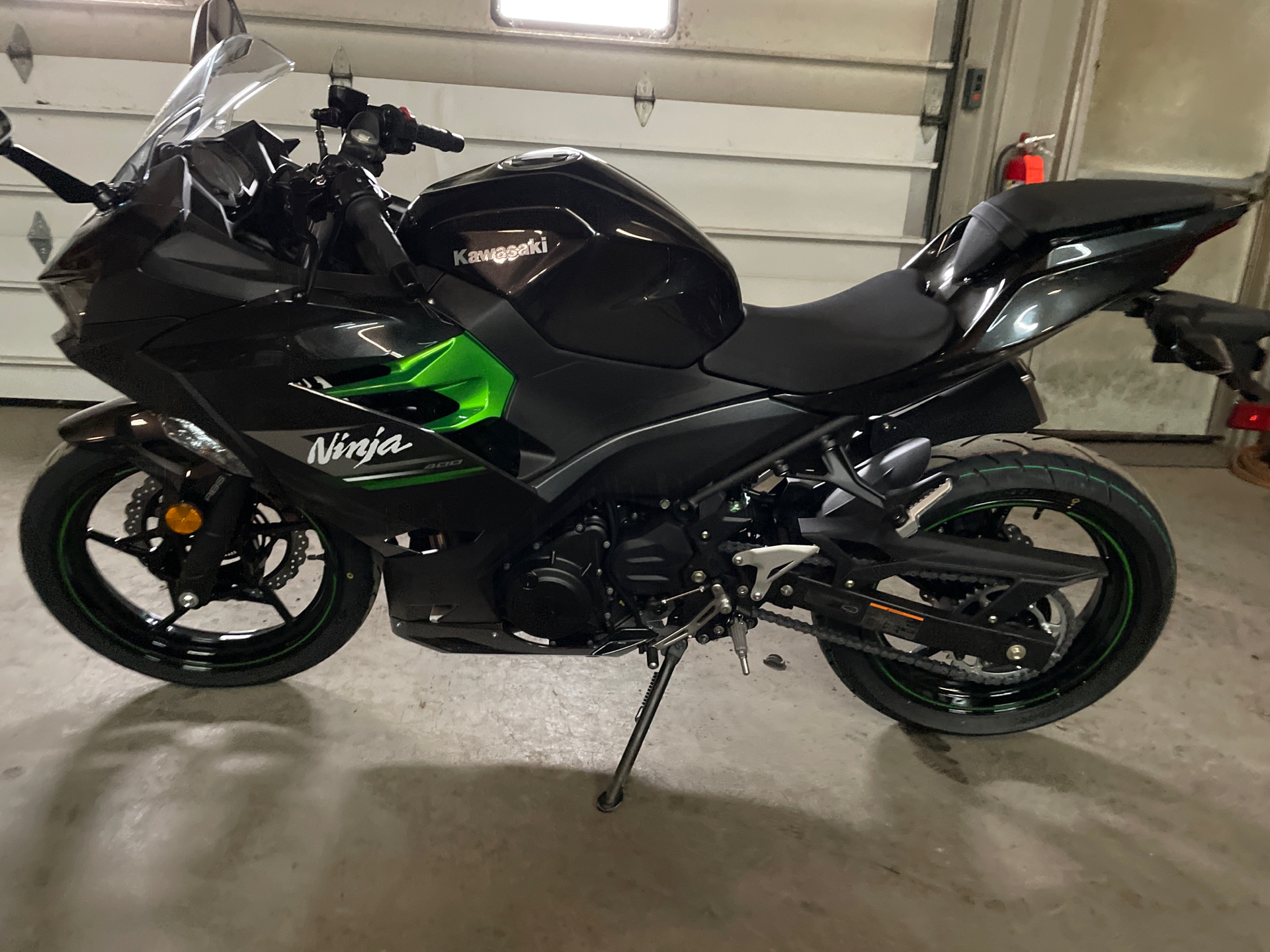 2023 Kawasaki Ninja 400 ABS in Annville, Pennsylvania - Photo 7