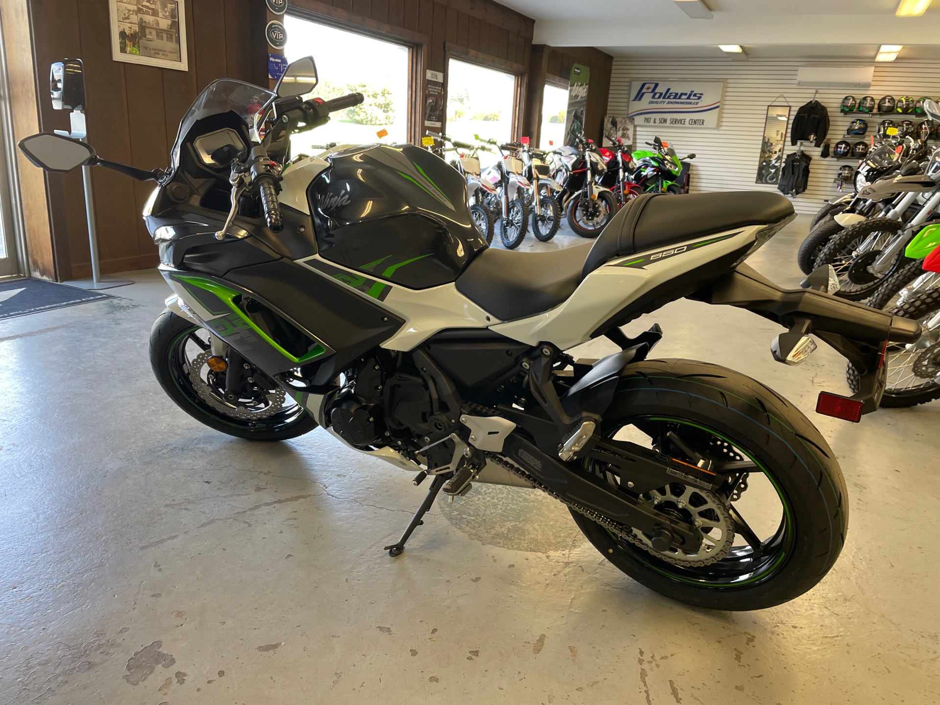 2022 Kawasaki Ninja 650 in Annville, Pennsylvania - Photo 6