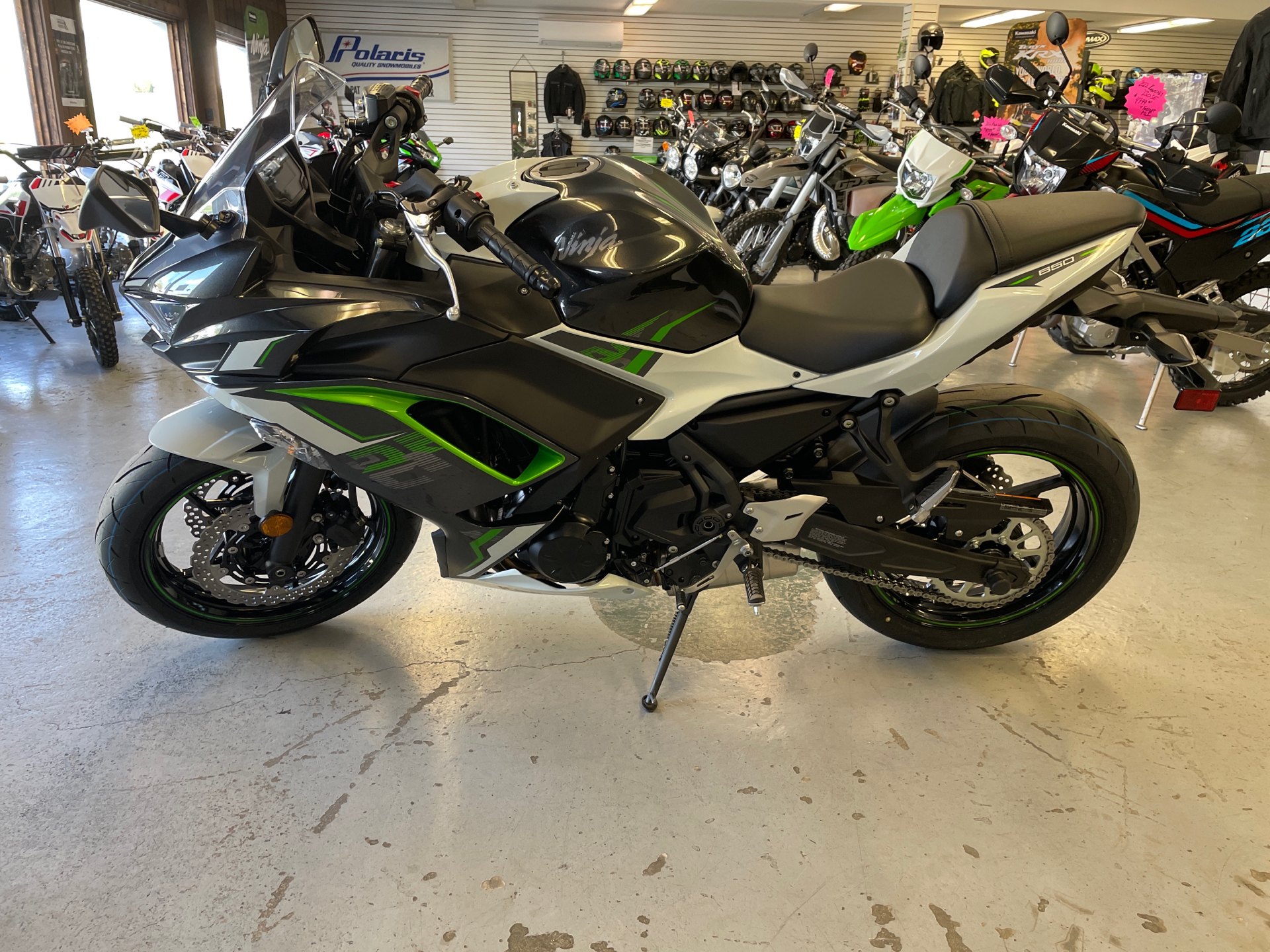2022 Kawasaki Ninja 650 in Annville, Pennsylvania - Photo 7