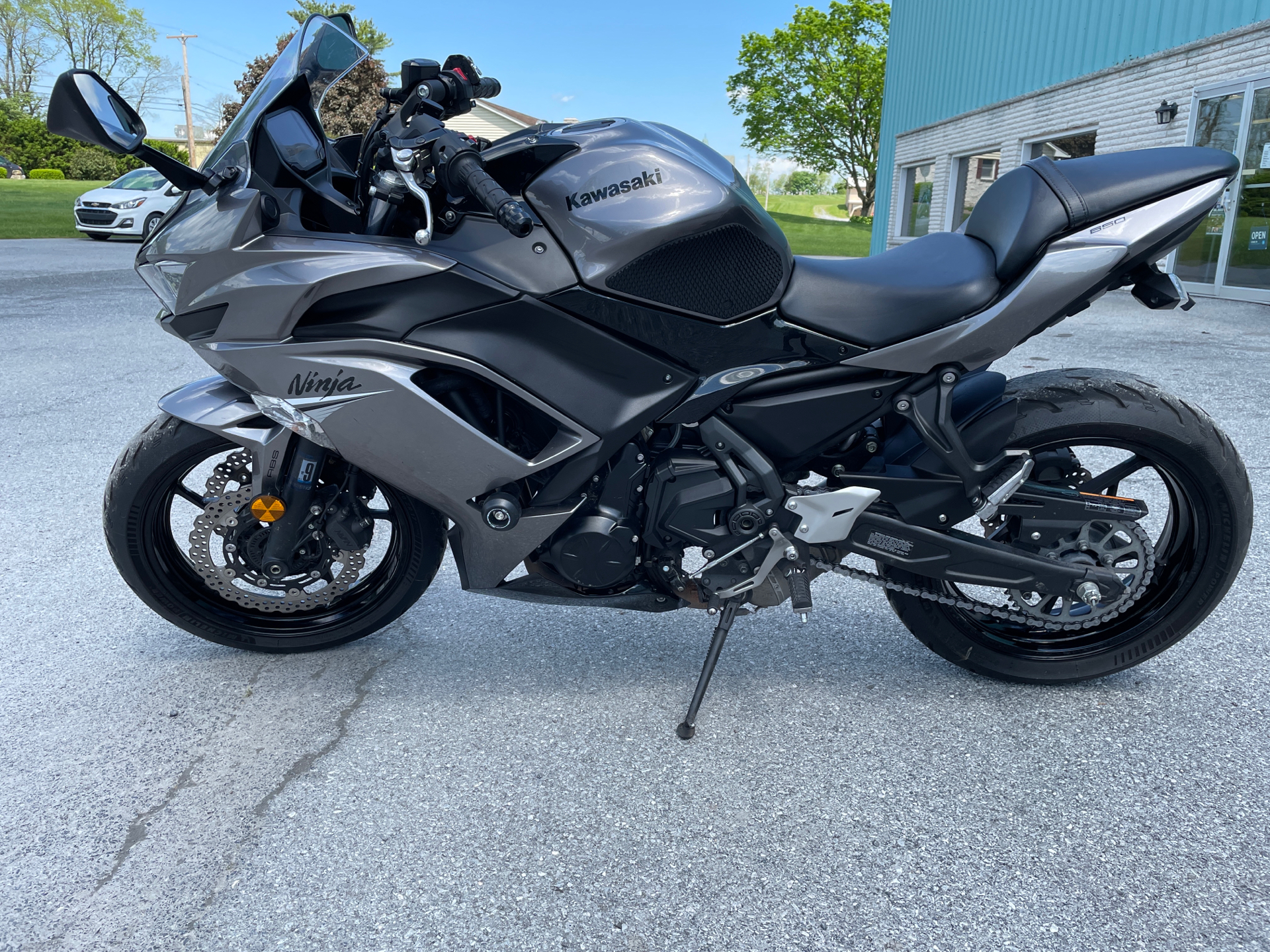 2021 Kawasaki Ninja 650 ABS in Annville, Pennsylvania - Photo 7