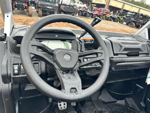 2024 Can-Am Defender MAX X MR With Half Doors HD10 in Bessemer, Alabama - Photo 9