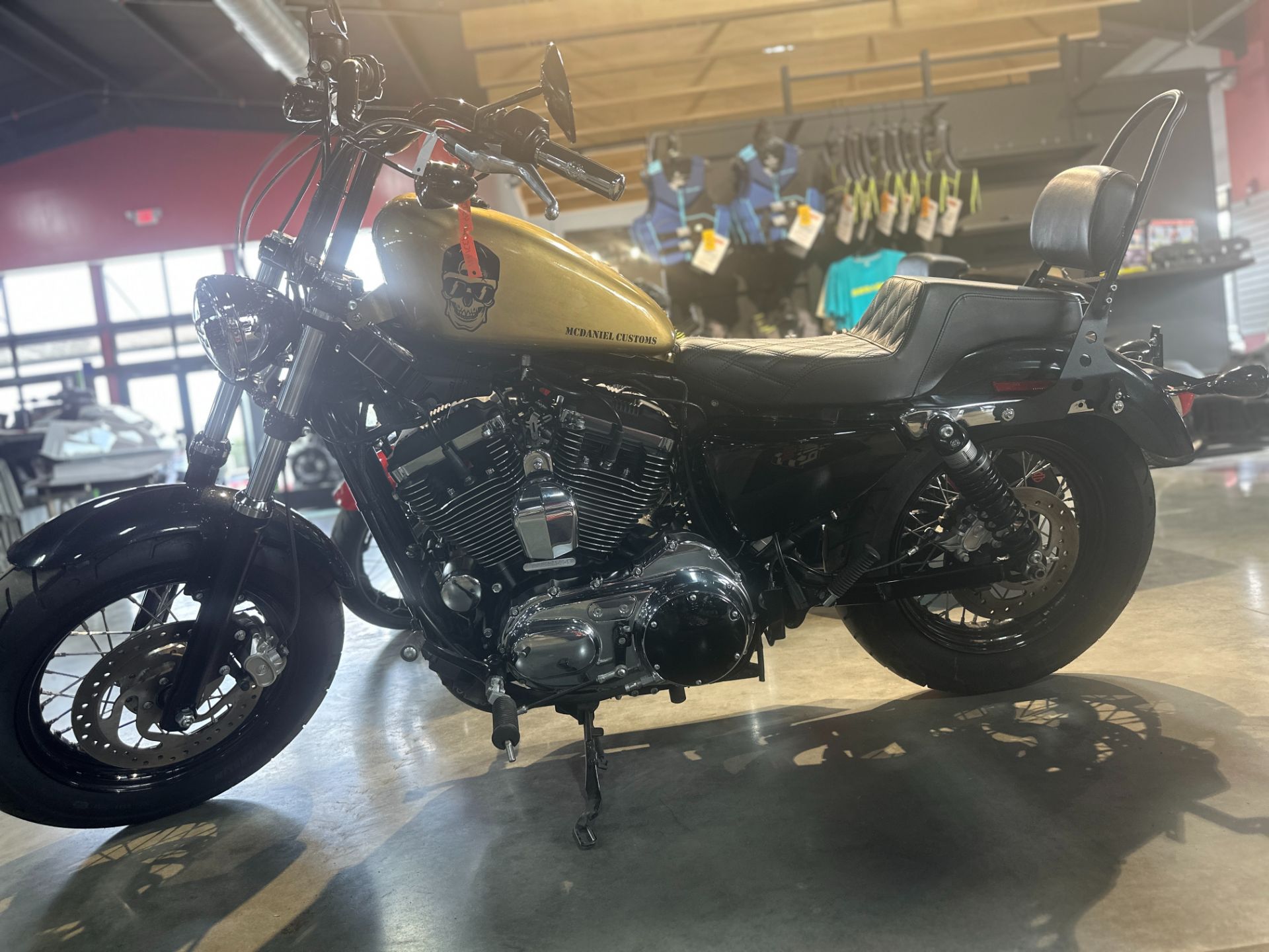 2018 Harley-Davidson 1200 Custom in Bessemer, Alabama - Photo 6