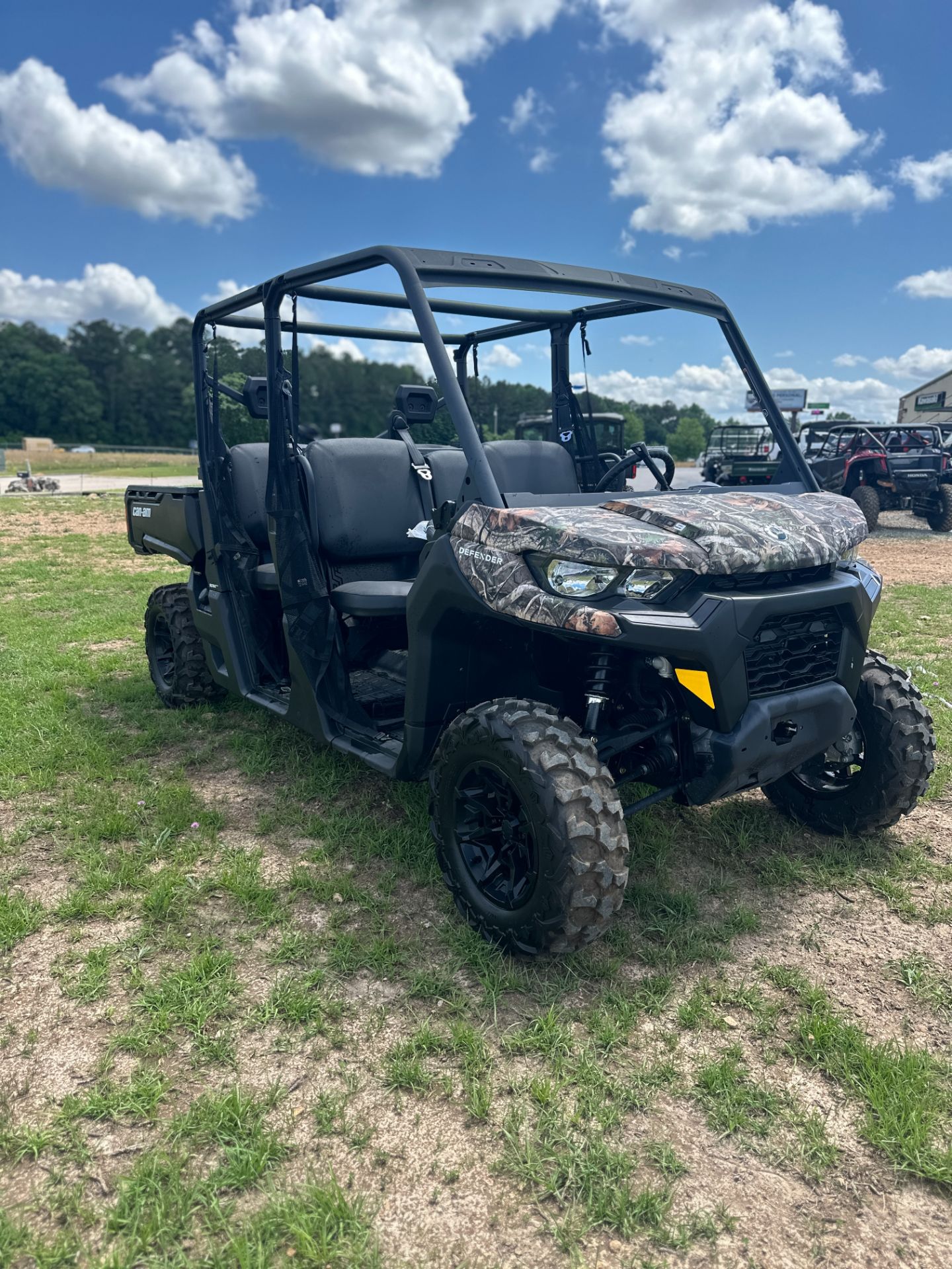 2024 Can-Am Defender MAX DPS HD9 in Bessemer, Alabama - Photo 3