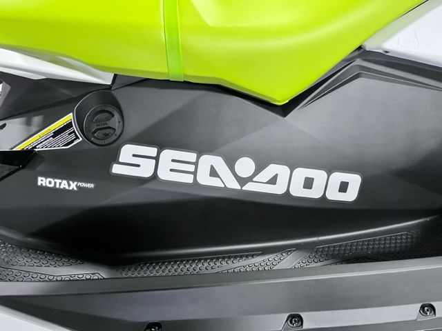 2023 Sea-Doo Spark 3up 90 hp iBR + Sound System Convenience Package Plus in Bessemer, Alabama - Photo 9