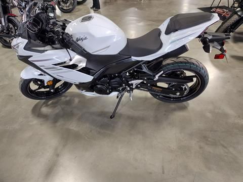 2023 Kawasaki Ninja 400 ABS in Bessemer, Alabama - Photo 2