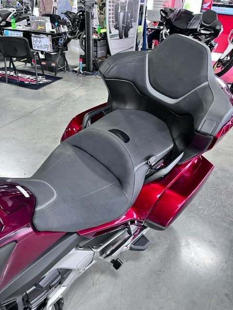 2023 Honda Gold Wing Tour Automatic DCT in Bessemer, Alabama - Photo 14