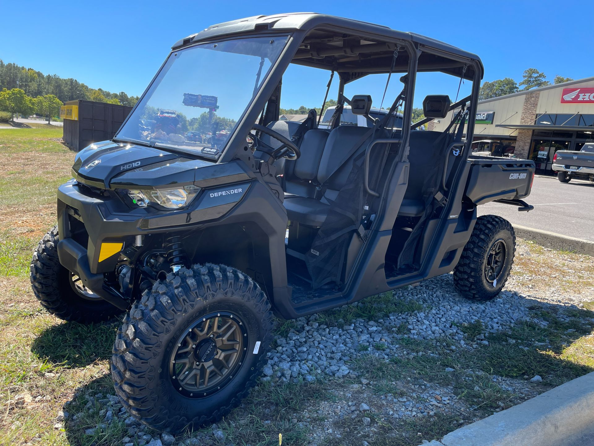 2023 Can-Am Defender MAX DPS HD10 in Bessemer, Alabama - Photo 14