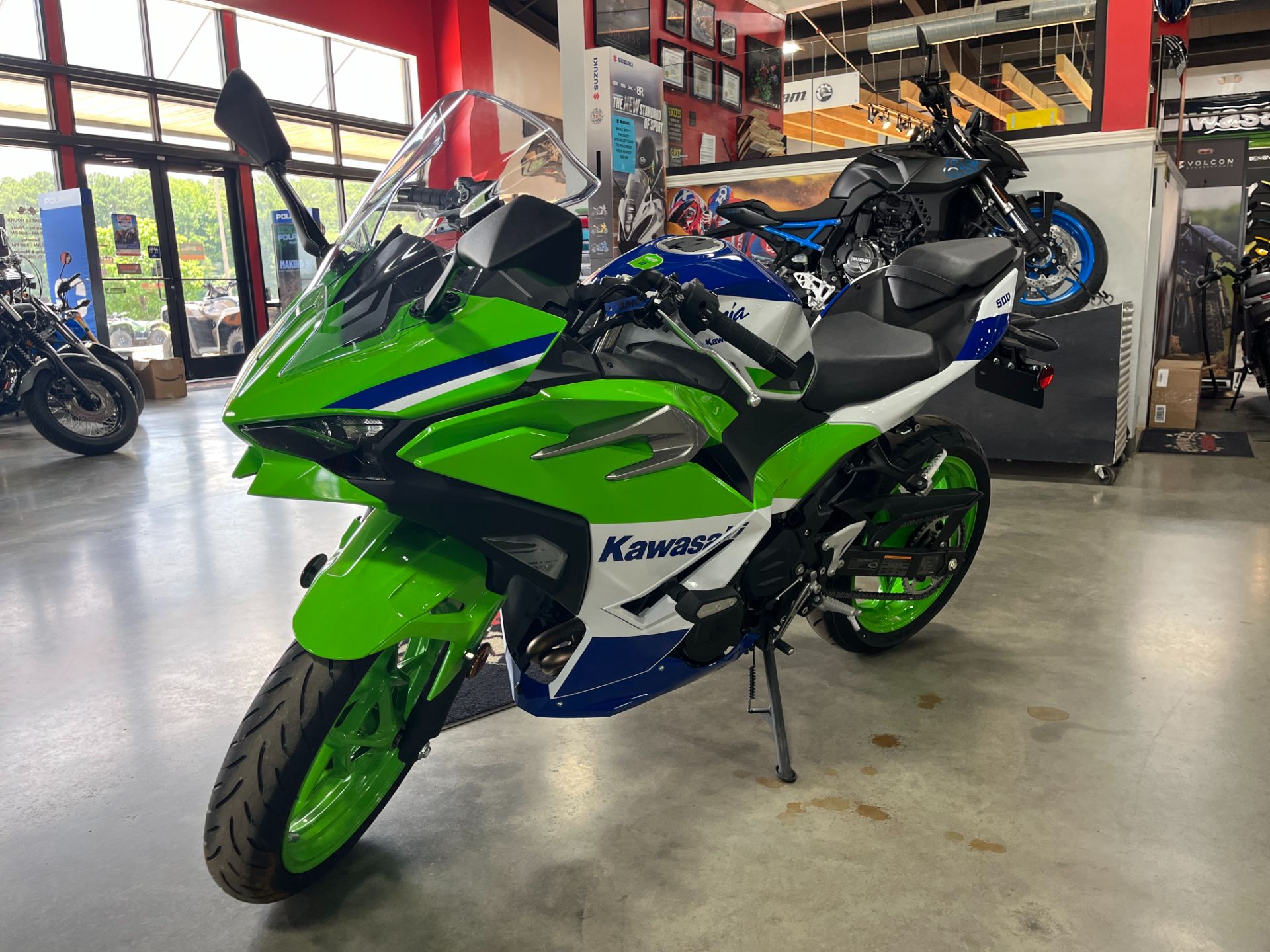 2024 Kawasaki Ninja 500 SE 40th Anniversary Edition ABS in Bessemer, Alabama - Photo 3