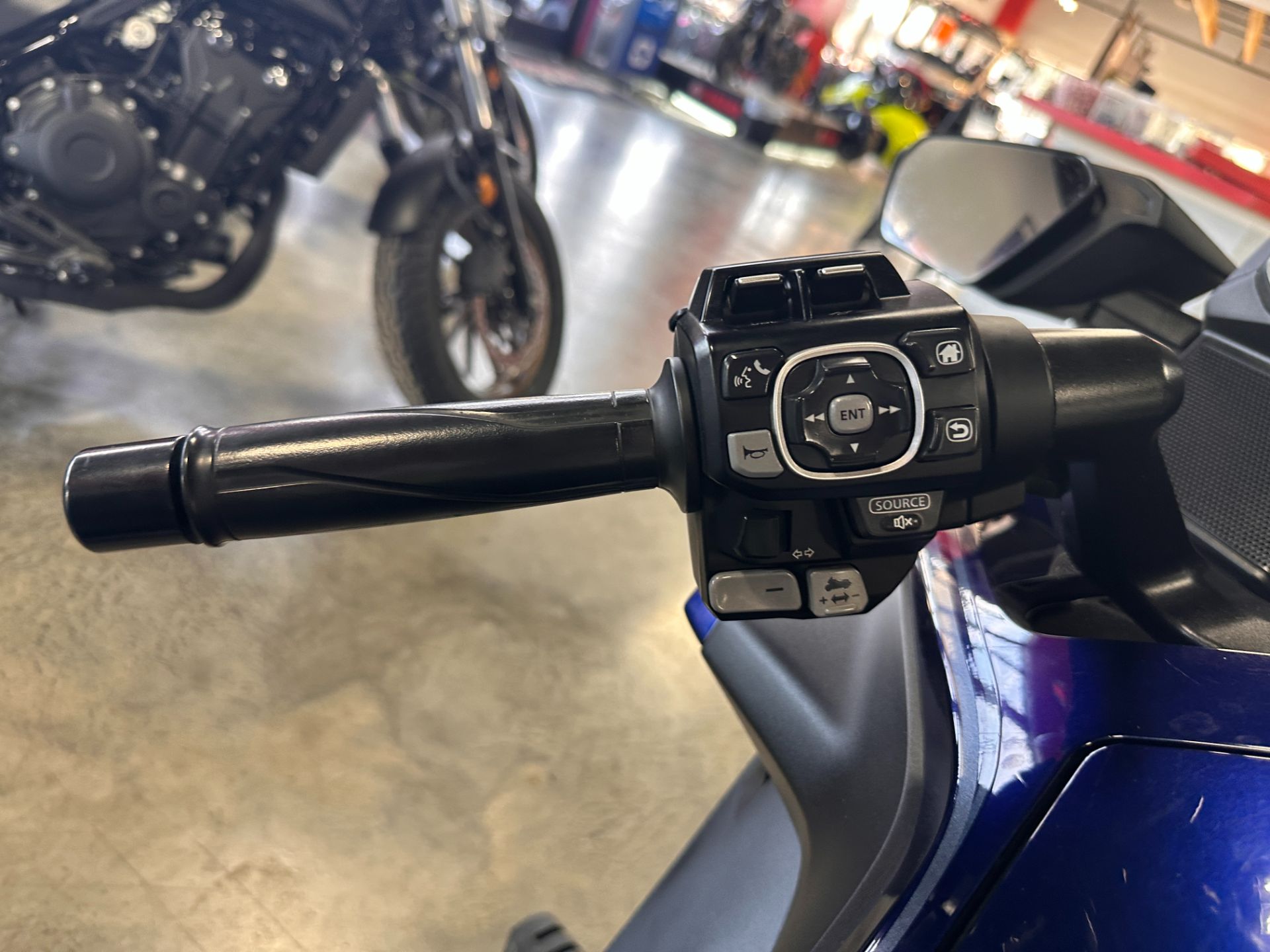 2019 Honda Gold Wing Tour Automatic DCT in Bessemer, Alabama - Photo 10