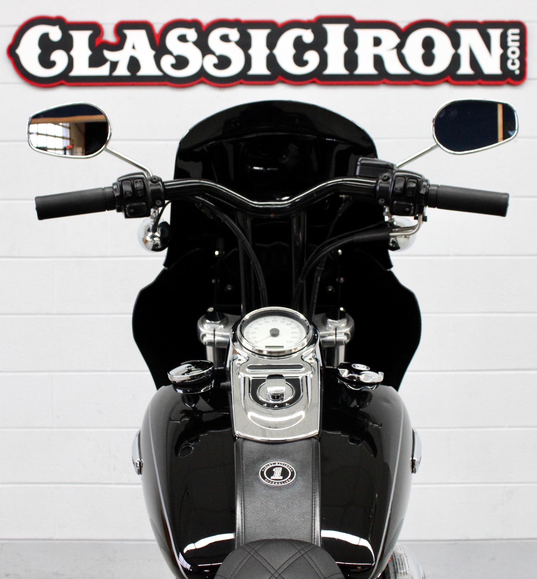 2007 Harley-Davidson Dyna® Super Glide® Custom in Fredericksburg, Virginia - Photo 10