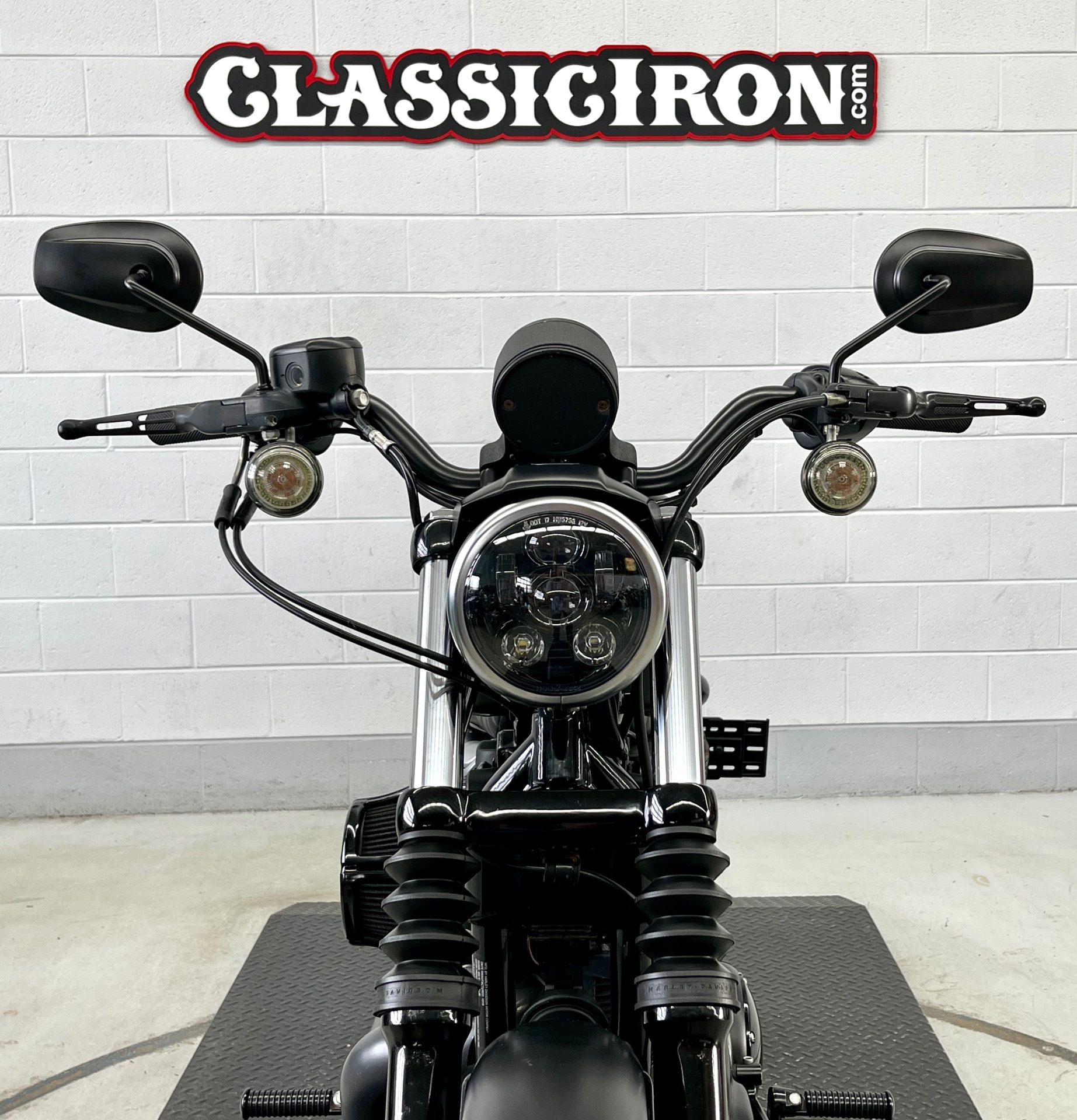 2019 Harley-Davidson Iron 883™ in Fredericksburg, Virginia - Photo 8