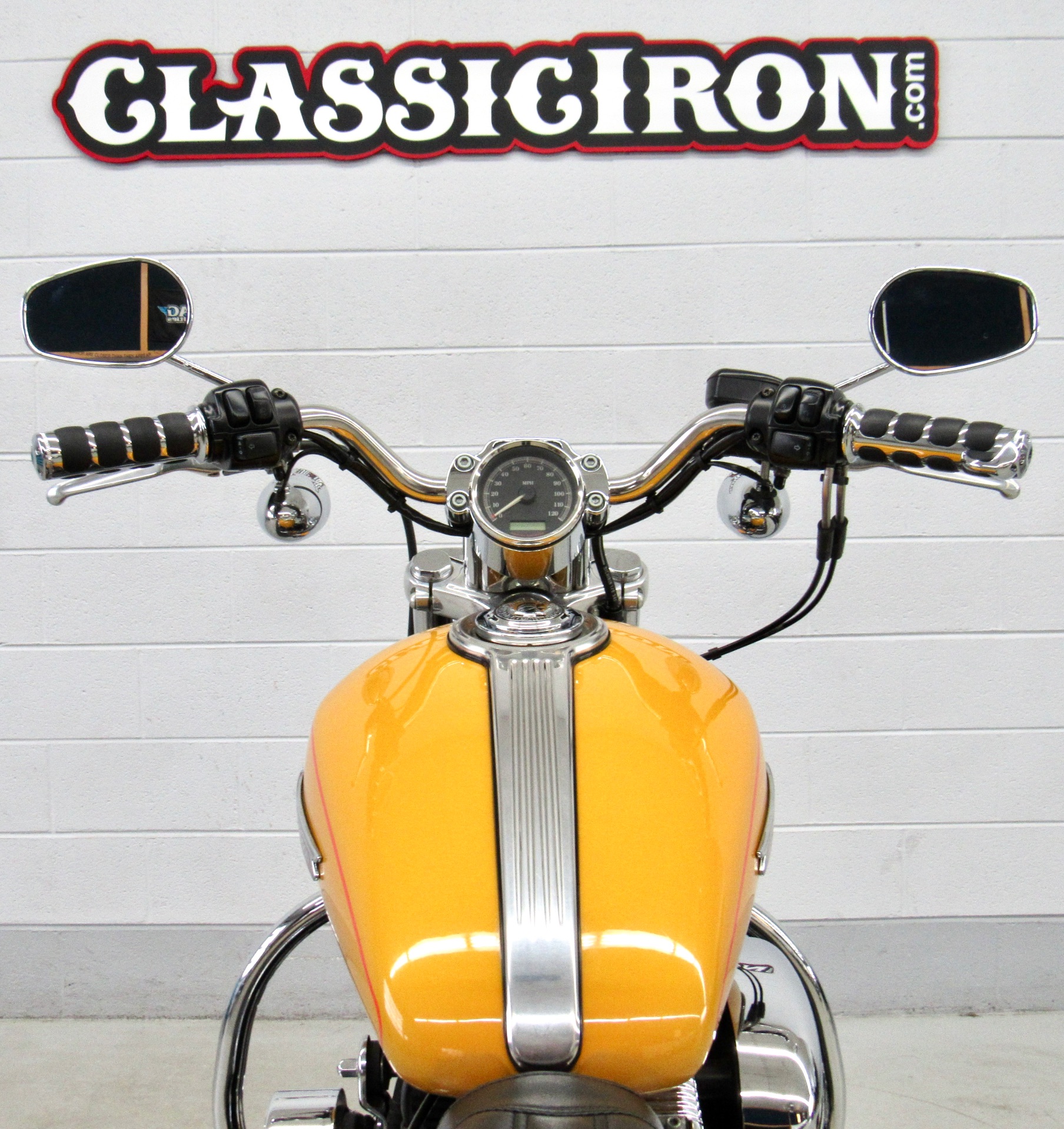 2008 Harley-Davidson Sportster® 1200 Custom in Fredericksburg, Virginia - Photo 10