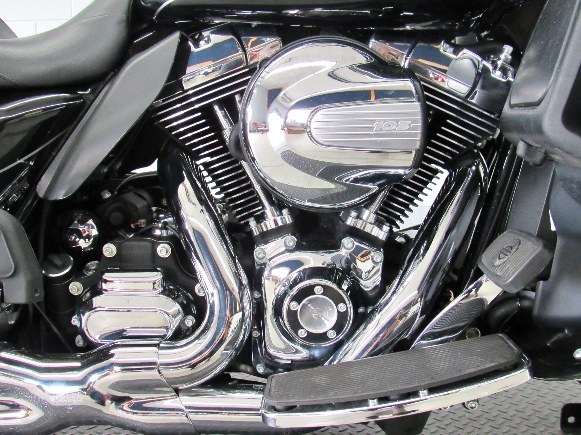 2015 Harley-Davidson Ultra Limited Low in Fredericksburg, Virginia - Photo 14