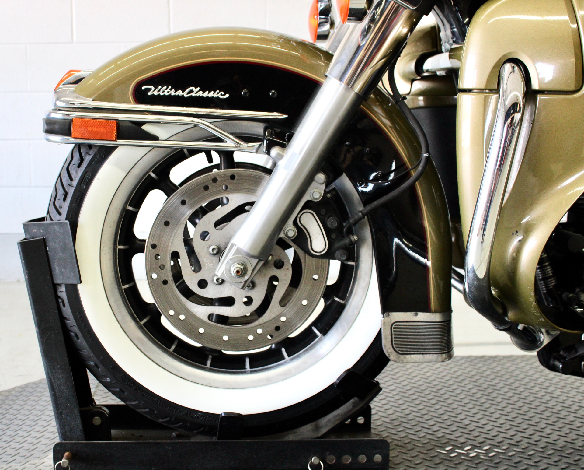 2007 Harley-Davidson Ultra Classic® Electra Glide® in Fredericksburg, Virginia - Photo 16