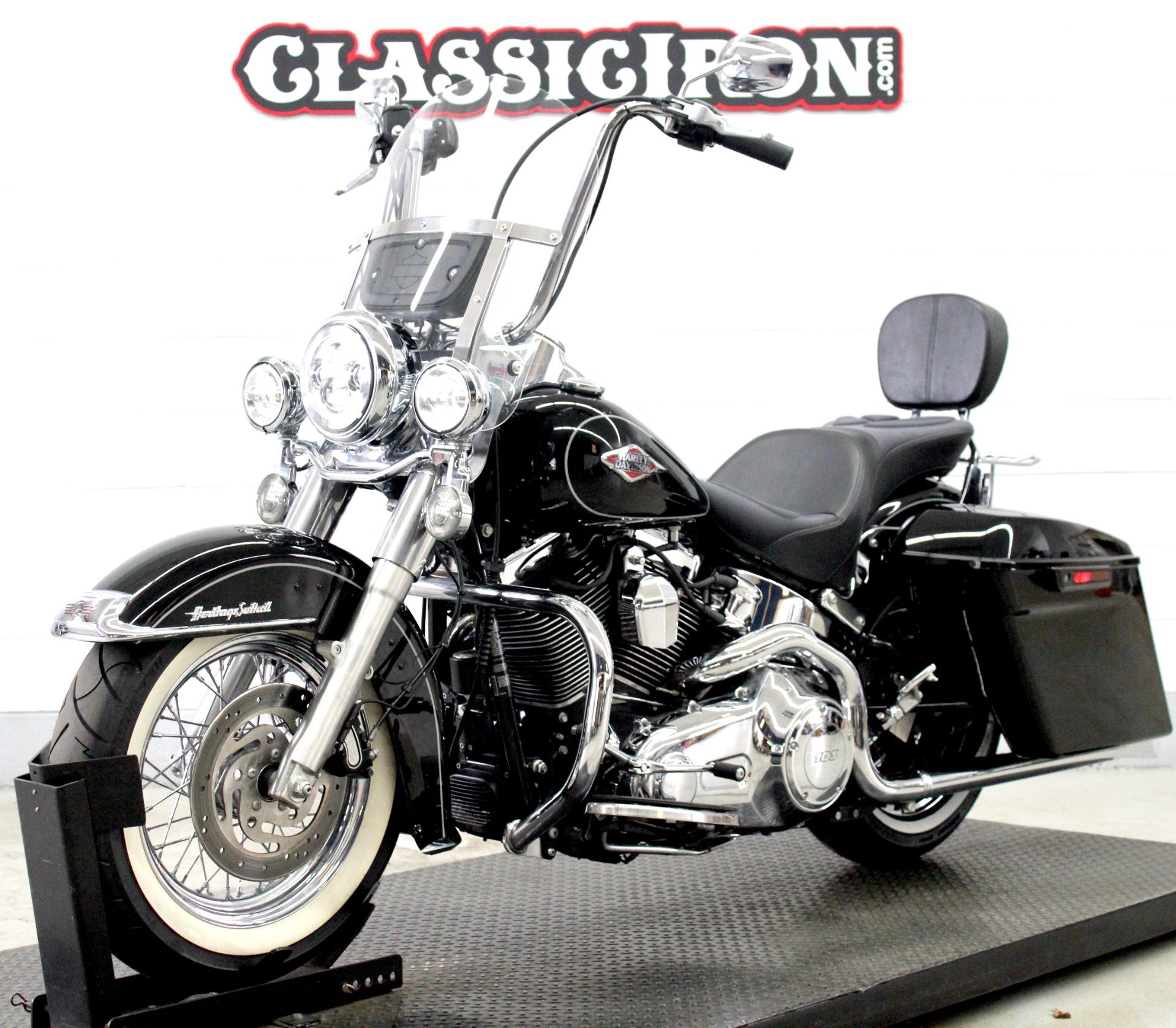 2014 Harley-Davidson Heritage Softail® Classic in Fredericksburg, Virginia - Photo 3