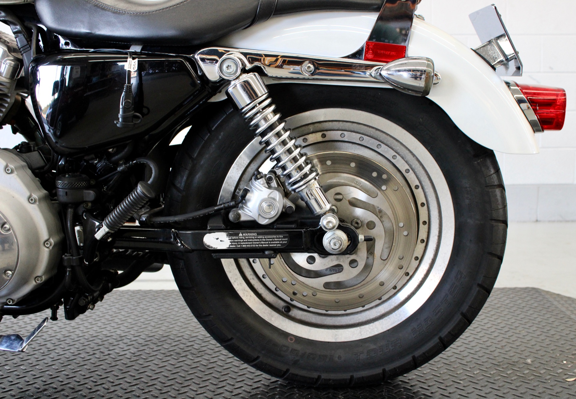 2006 Harley-Davidson Sportster® 883 Custom in Fredericksburg, Virginia - Photo 22