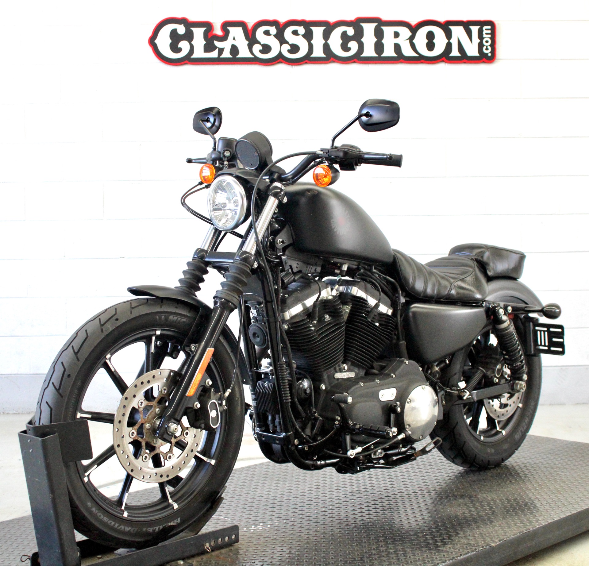 2020 Harley-Davidson Iron 883™ in Fredericksburg, Virginia - Photo 3