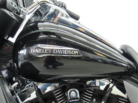 2016 Harley-Davidson Electra Glide® Ultra Classic® Low in Fredericksburg, Virginia - Photo 18