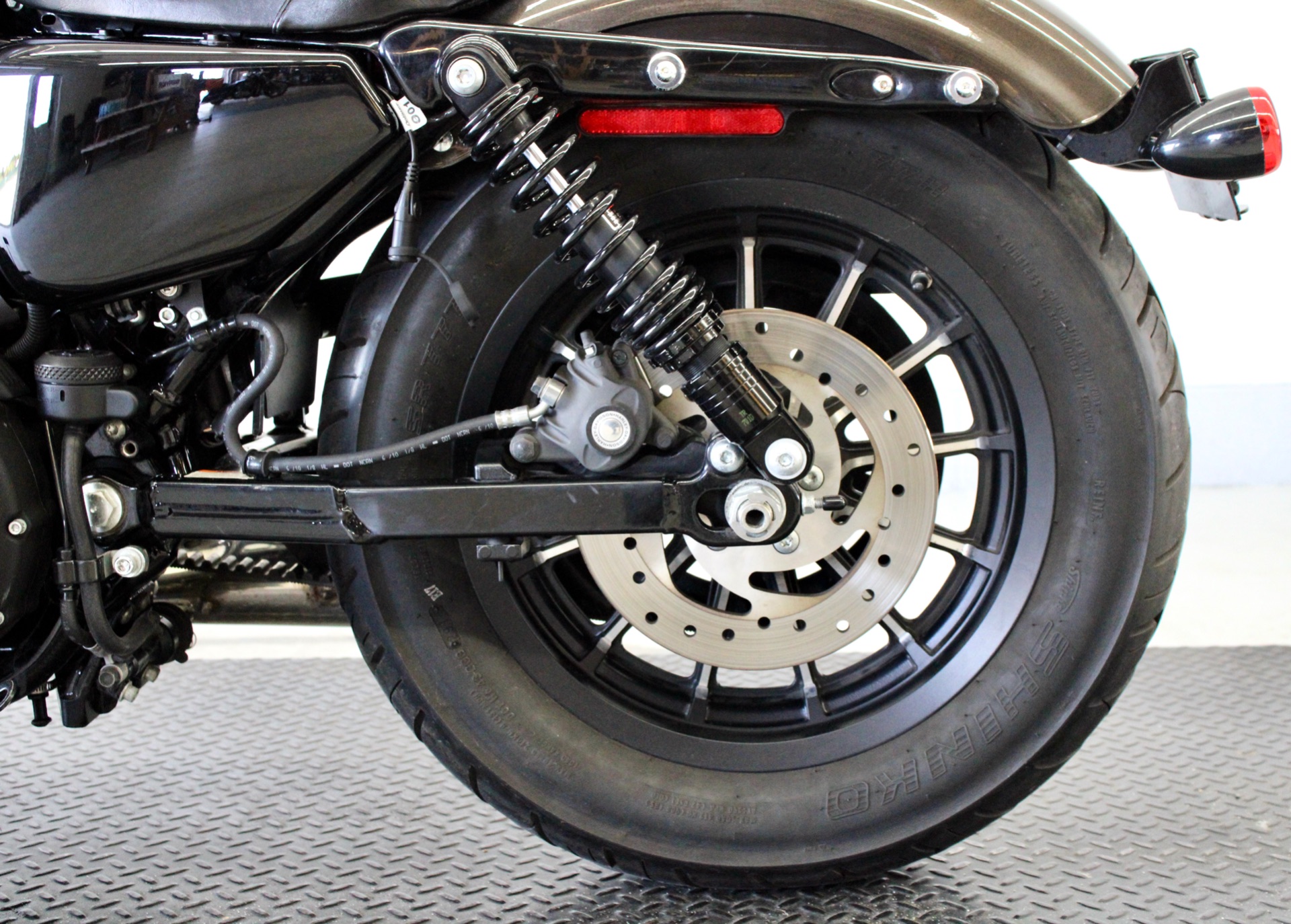 2011 Harley-Davidson Sportster® Iron 883™ in Fredericksburg, Virginia - Photo 22