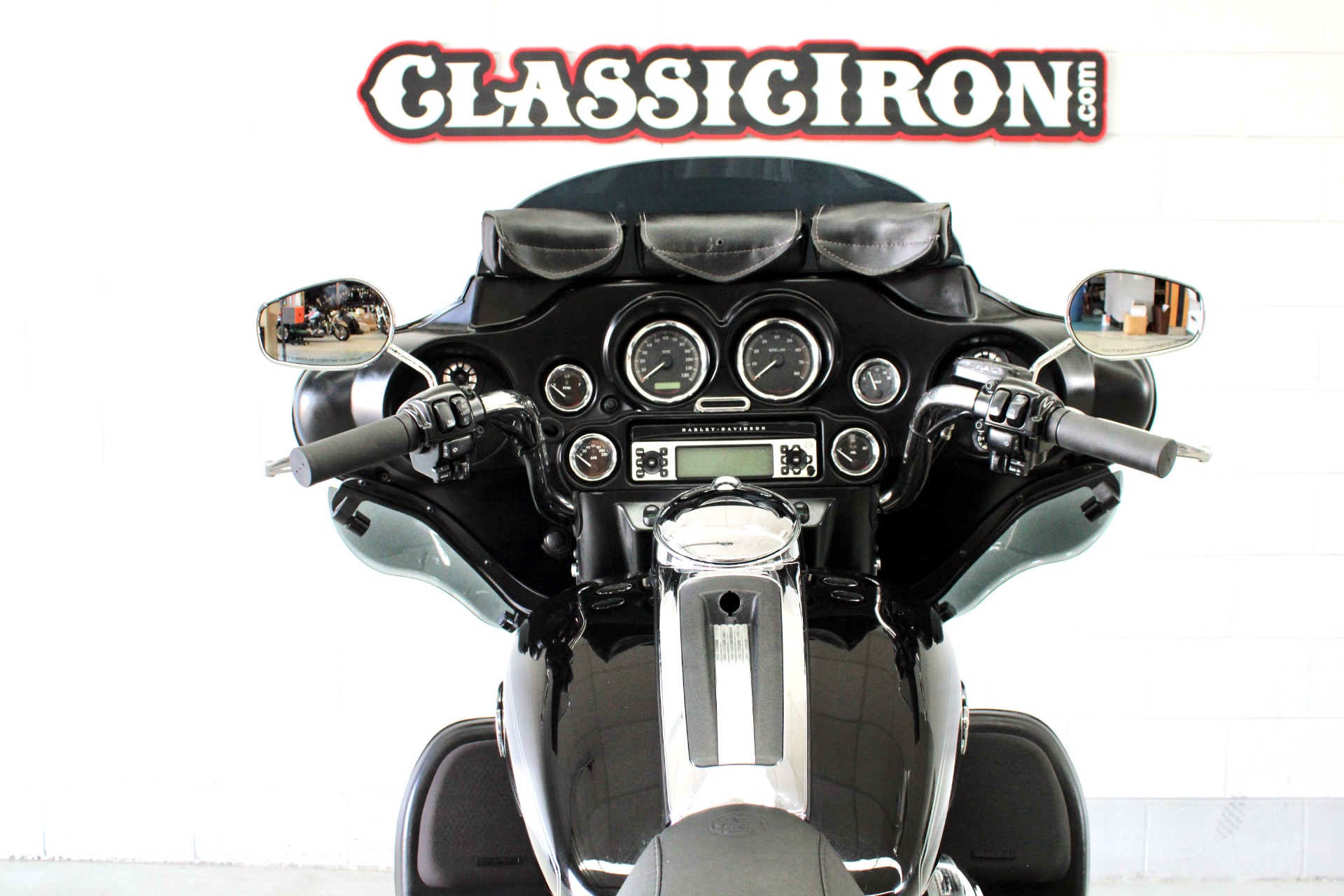 2008 Harley-Davidson Ultra Classic® Electra Glide® in Fredericksburg, Virginia - Photo 10