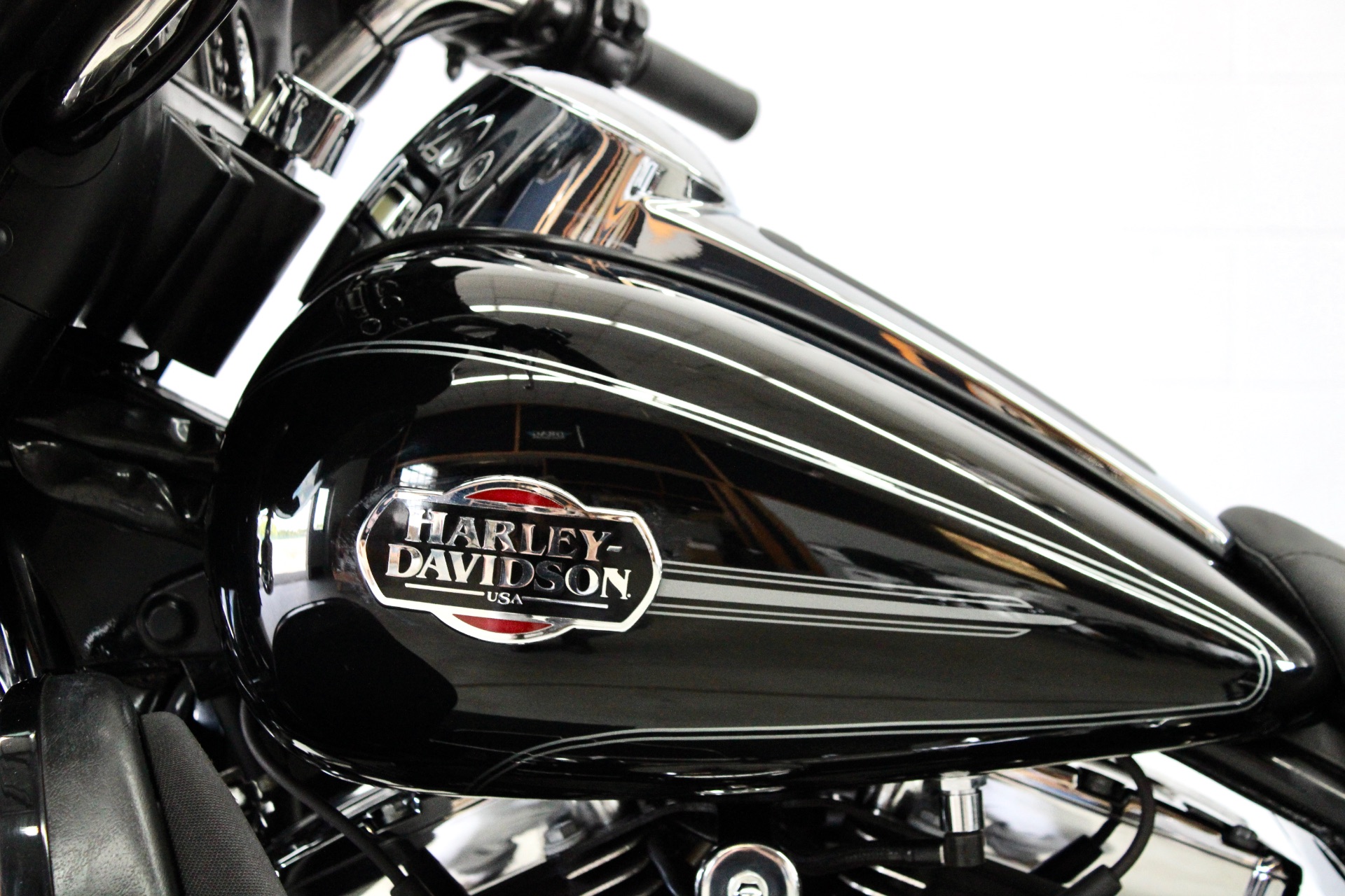 2008 Harley-Davidson Ultra Classic® Electra Glide® in Fredericksburg, Virginia - Photo 17