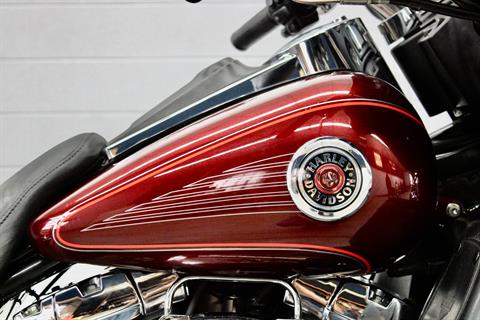 2000 Harley-Davidson FLHTCUI Ultra Classic® Electra Glide® in Fredericksburg, Virginia - Photo 13