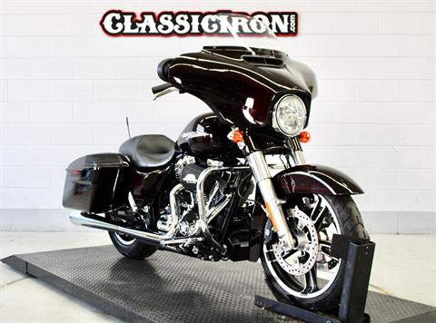 2014 Harley-Davidson Street Glide® Special in Fredericksburg, Virginia - Photo 2
