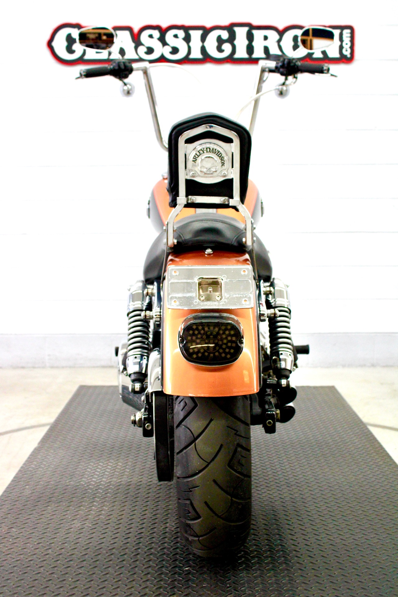 2008 Harley-Davidson Dyna® Low Rider® in Fredericksburg, Virginia - Photo 9