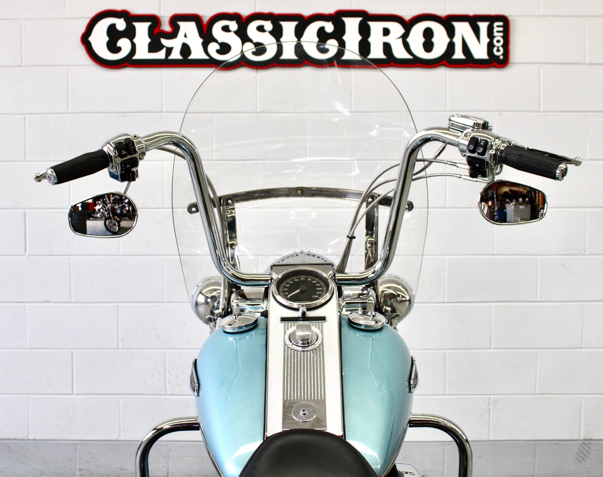 2007 Harley-Davidson Road King® Classic in Fredericksburg, Virginia - Photo 10