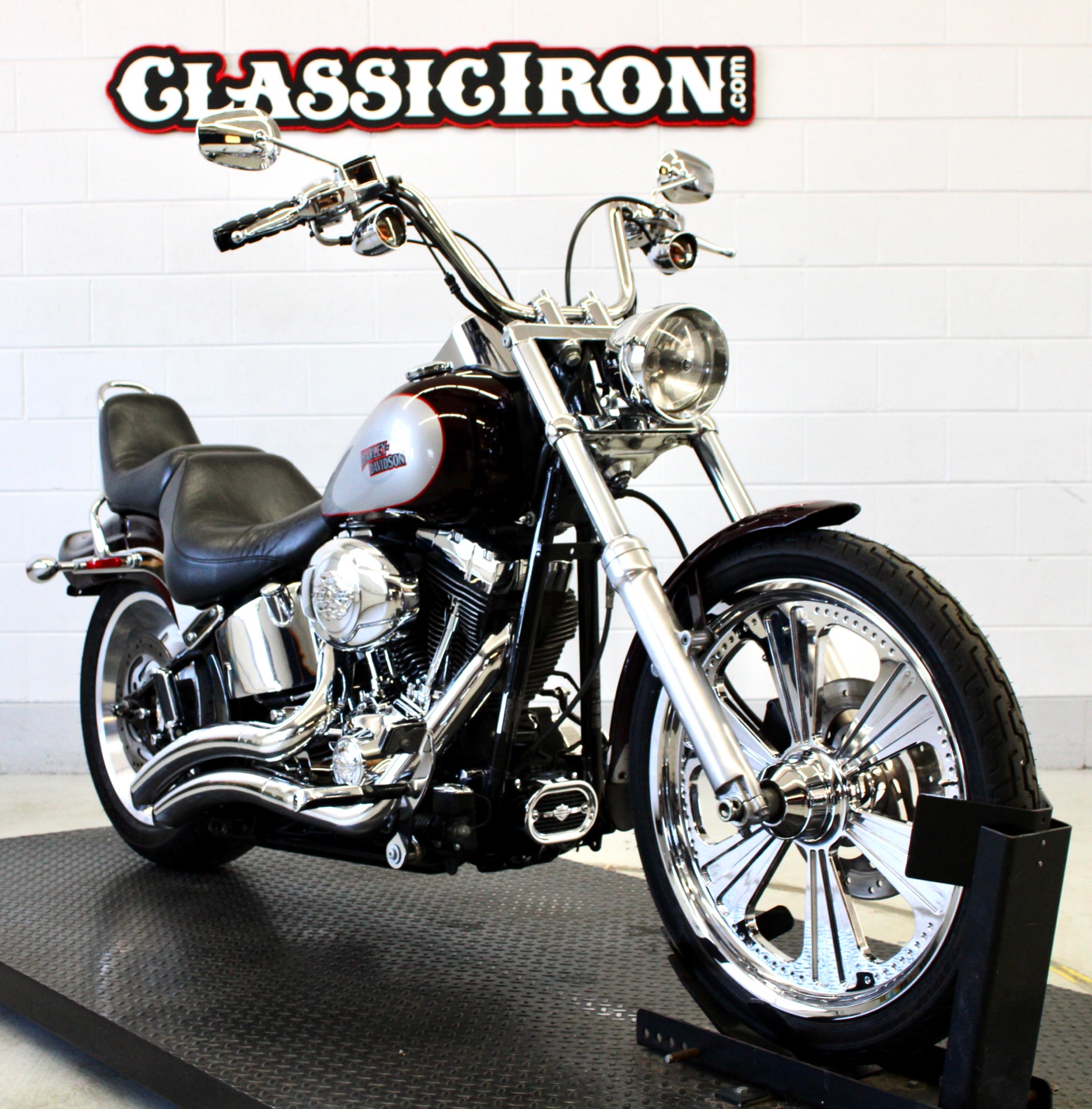 2007 Harley-Davidson Softail® Custom in Fredericksburg, Virginia - Photo 2