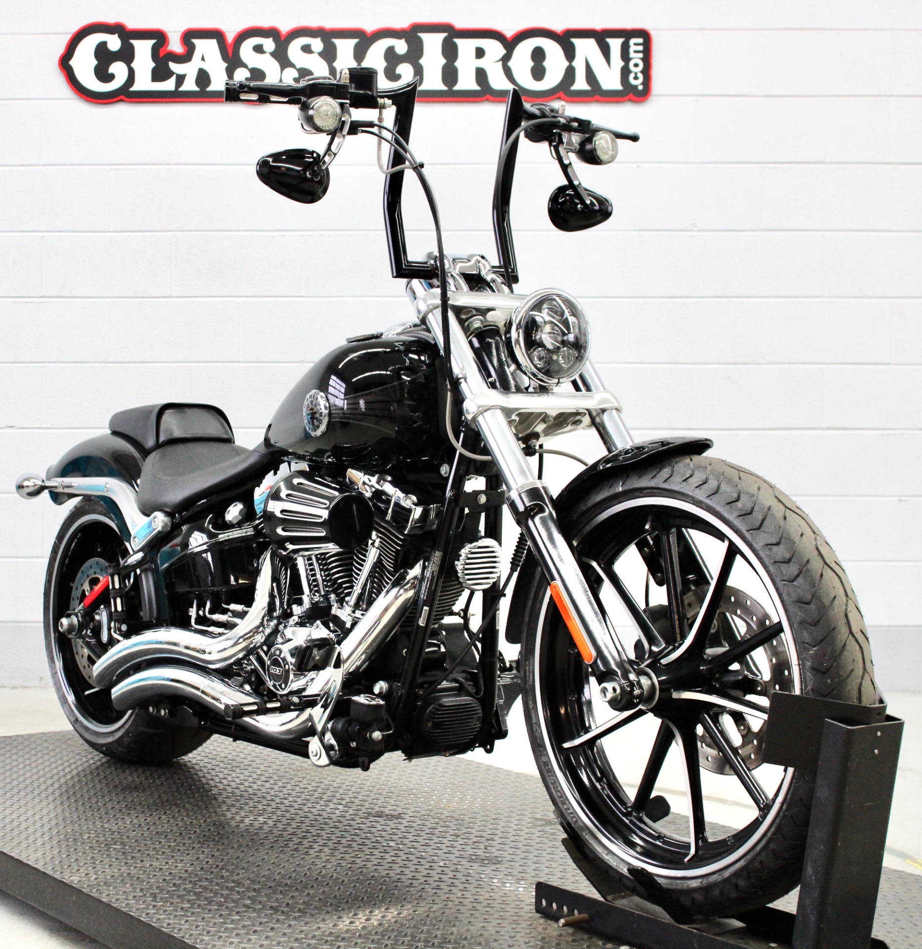 2013 Harley-Davidson Softail® Breakout® in Fredericksburg, Virginia - Photo 2
