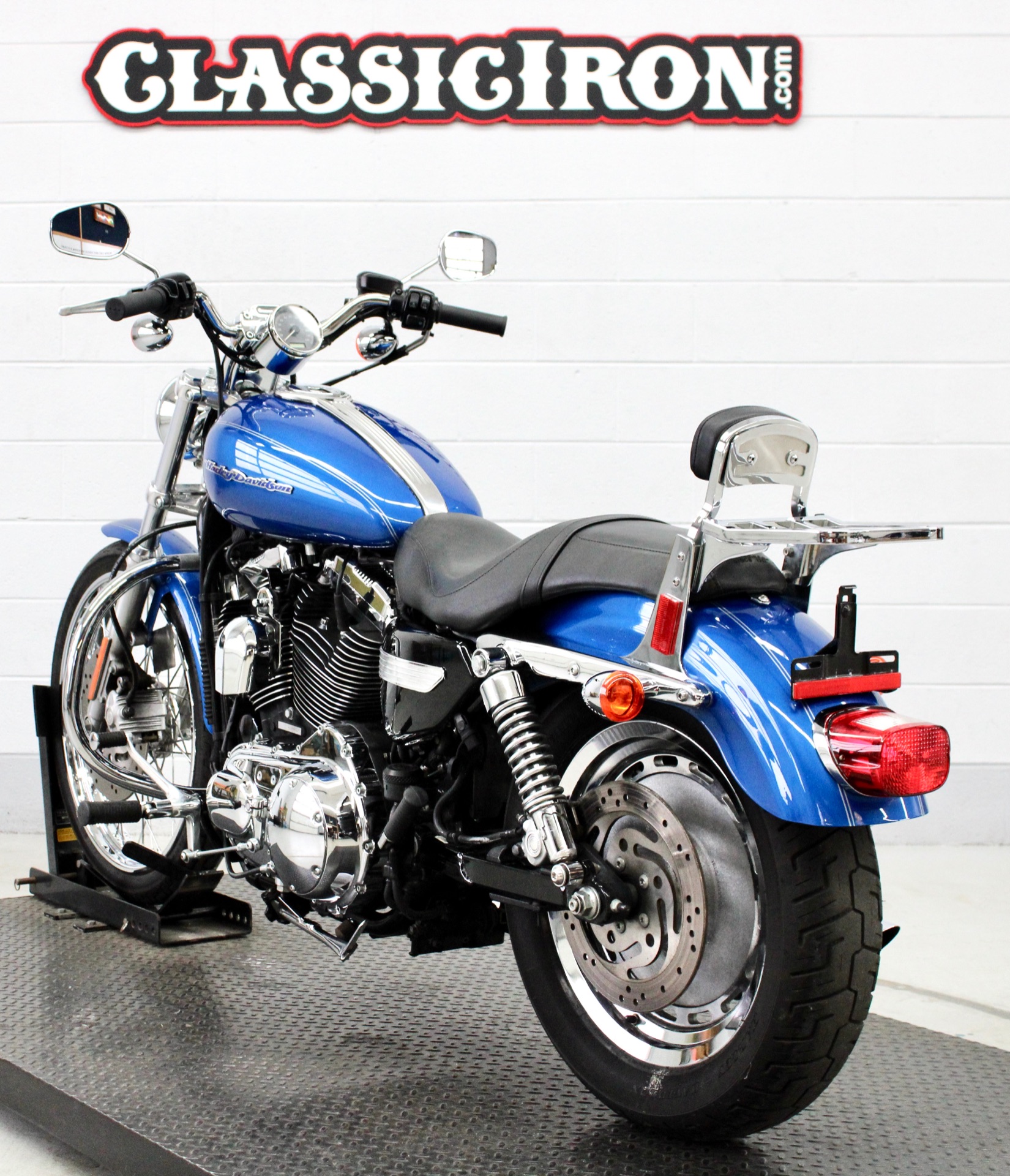 2007 Harley-Davidson Sportster® 1200 Custom in Fredericksburg, Virginia - Photo 6