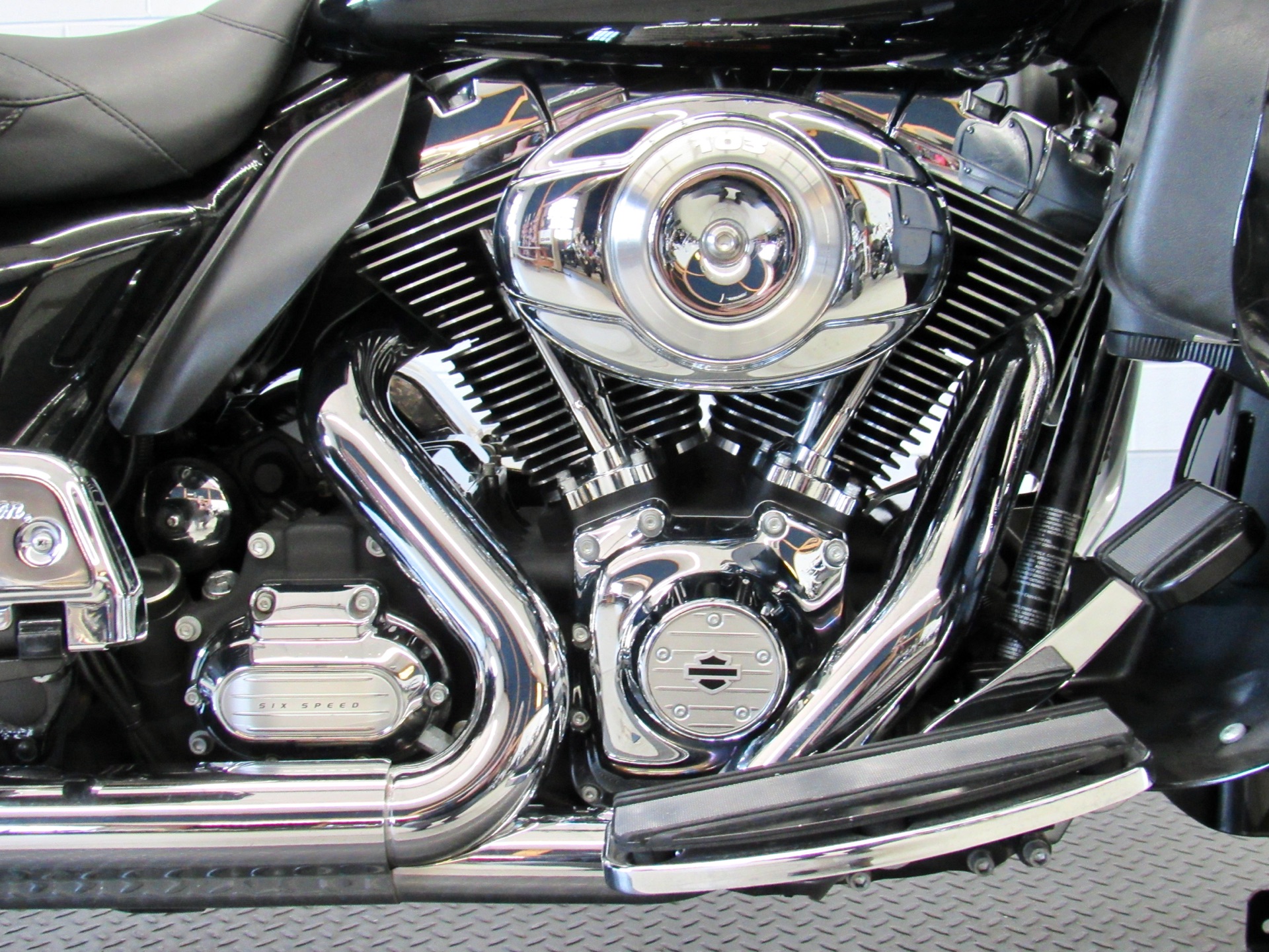 2012 Harley-Davidson Road Glide® Ultra in Fredericksburg, Virginia - Photo 14
