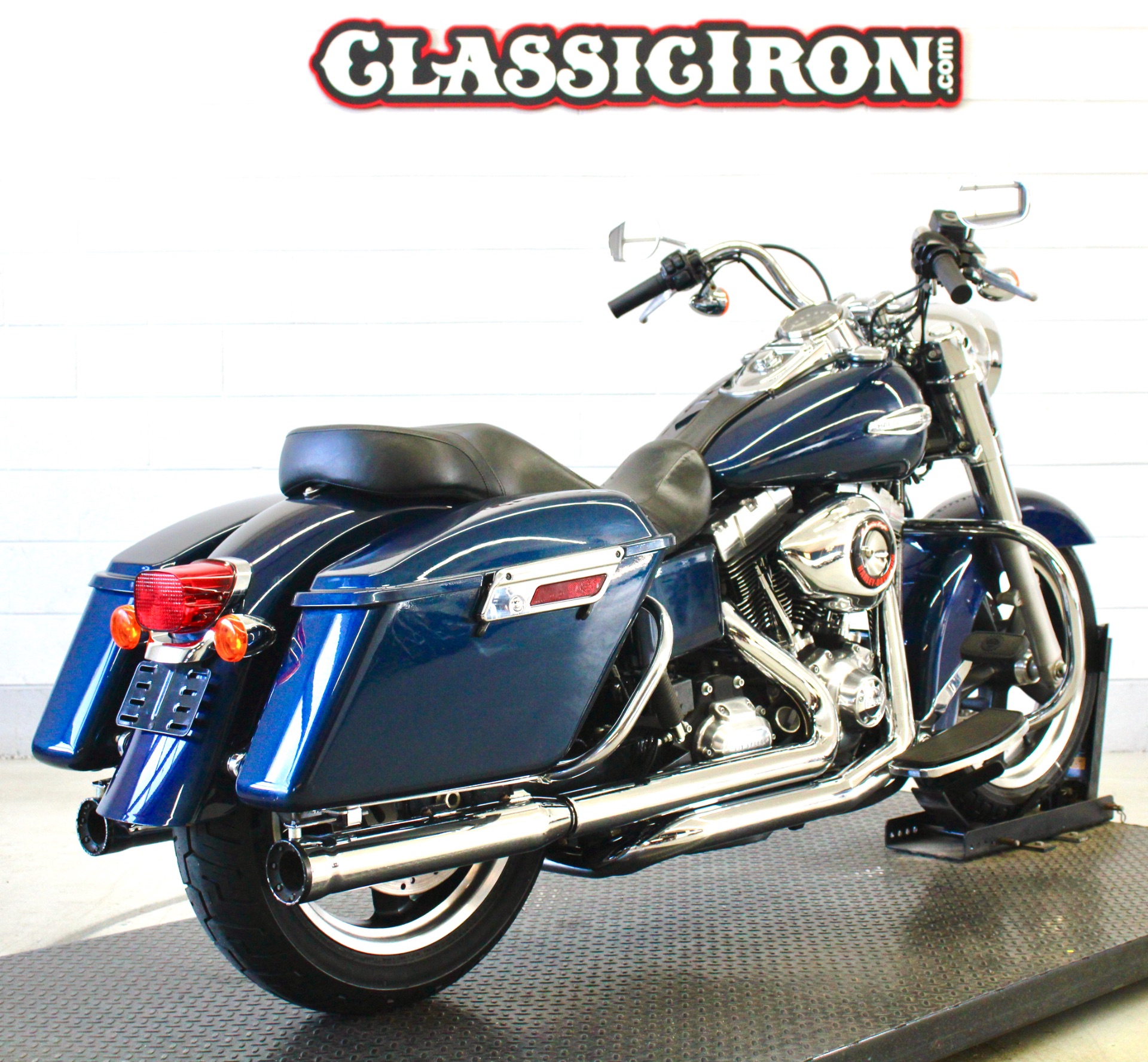 2013 Harley-Davidson Dyna® Switchback™ in Fredericksburg, Virginia - Photo 5