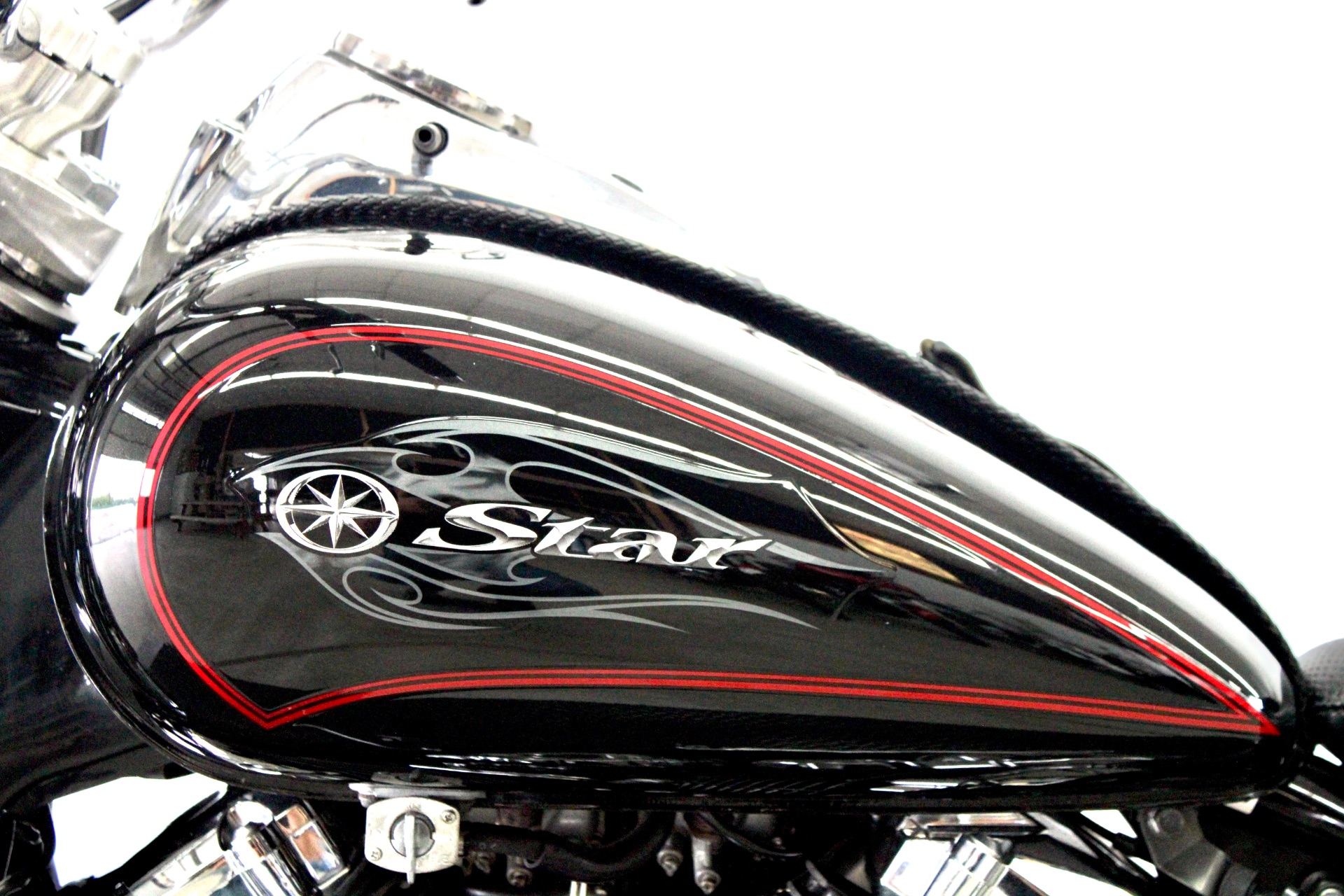 2011 Yamaha V Star Custom in Fredericksburg, Virginia - Photo 18