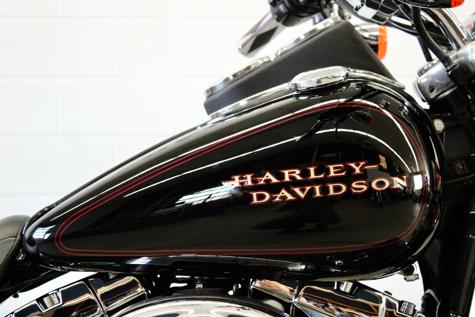 2002 Harley-Davidson FXDL  Dyna Low Rider® in Fredericksburg, Virginia - Photo 13