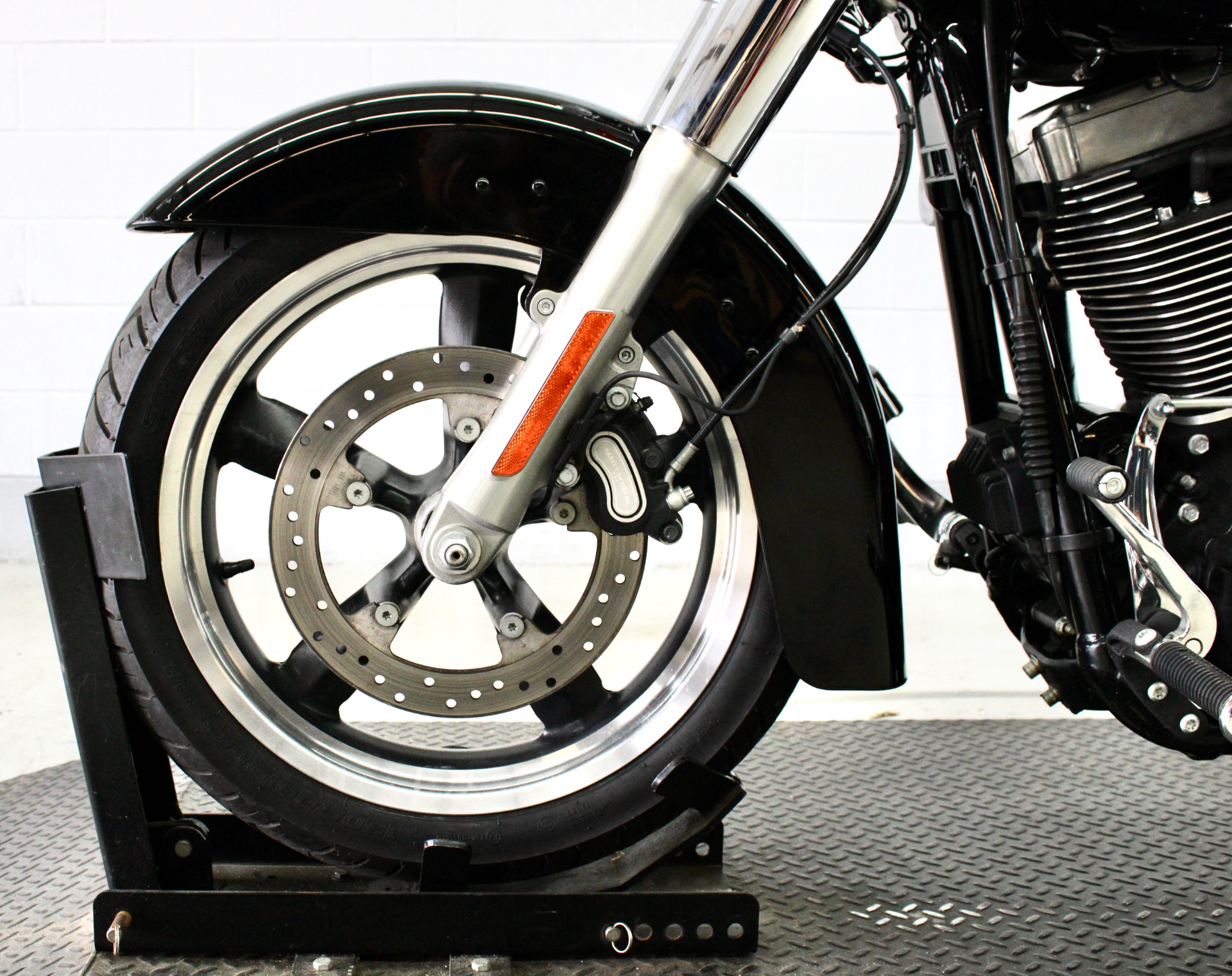 2014 Harley-Davidson Dyna® Switchback™ in Fredericksburg, Virginia - Photo 16