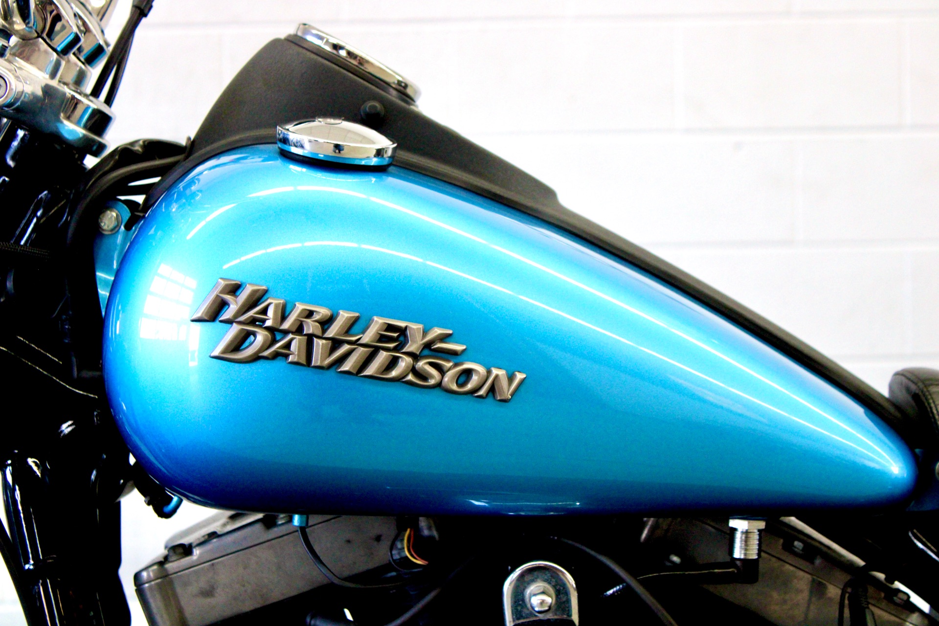 2011 Harley-Davidson Dyna® Street Bob® in Fredericksburg, Virginia - Photo 18
