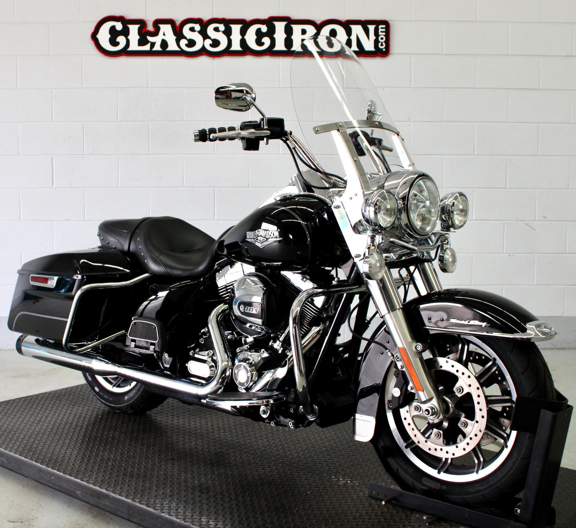 2014 Harley-Davidson Road King® in Fredericksburg, Virginia - Photo 2