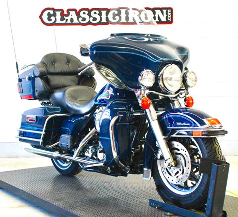 2001 Harley-Davidson FLHTCUI Ultra Classic® Electra Glide® in Fredericksburg, Virginia - Photo 2
