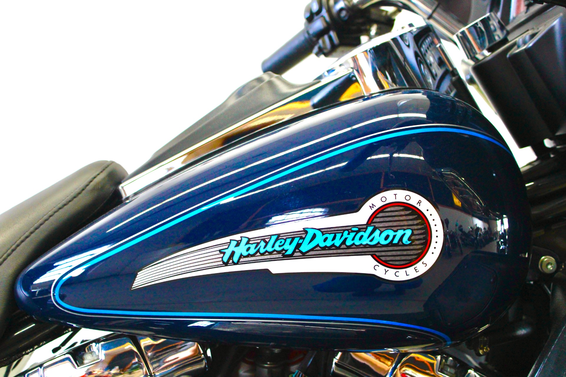 2001 Harley-Davidson FLHTCUI Ultra Classic® Electra Glide® in Fredericksburg, Virginia - Photo 13