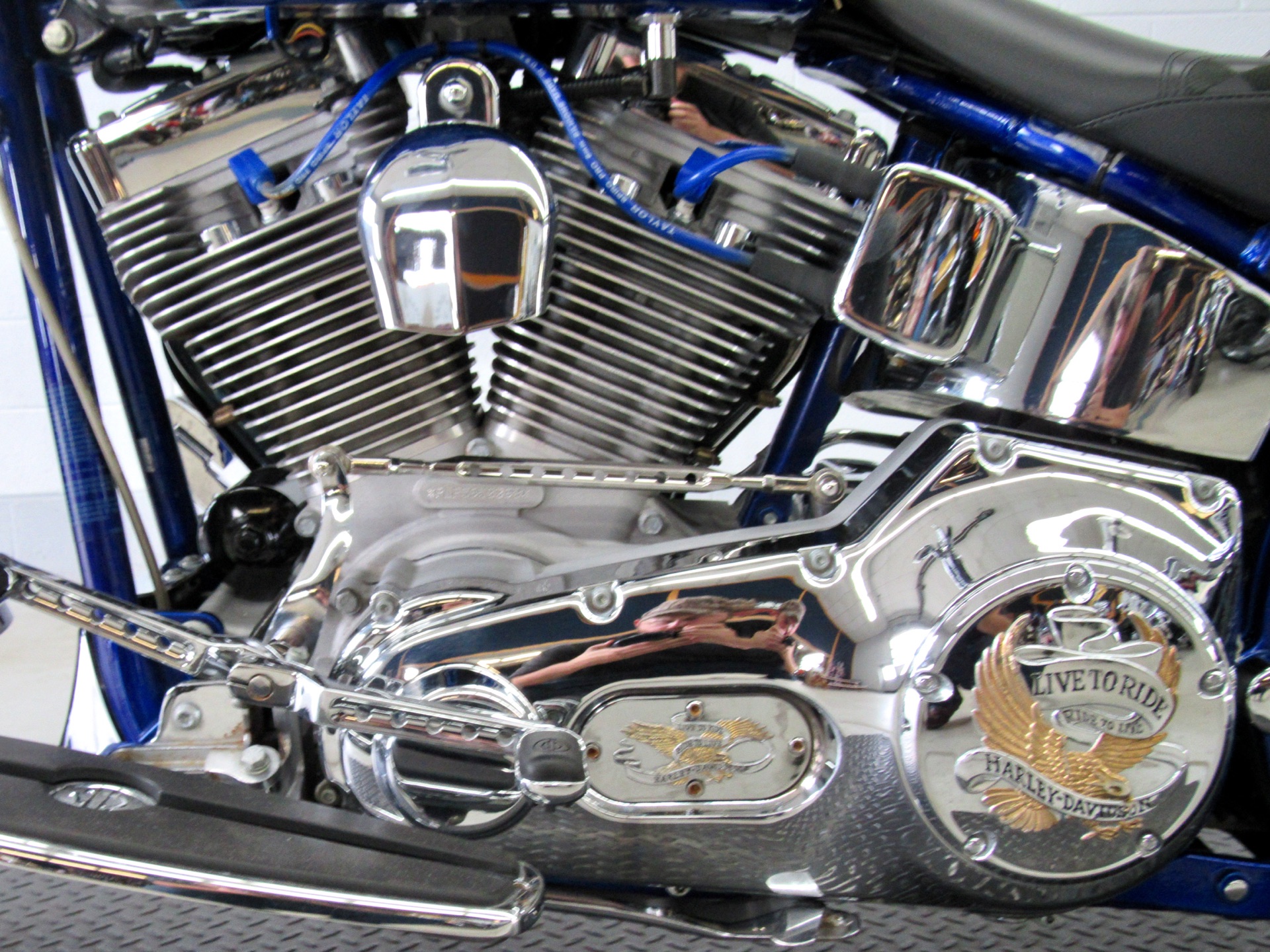 2005 Harley-Davidson FLSTFSE Screamin’ Eagle® Fat Boy® in Fredericksburg, Virginia - Photo 19
