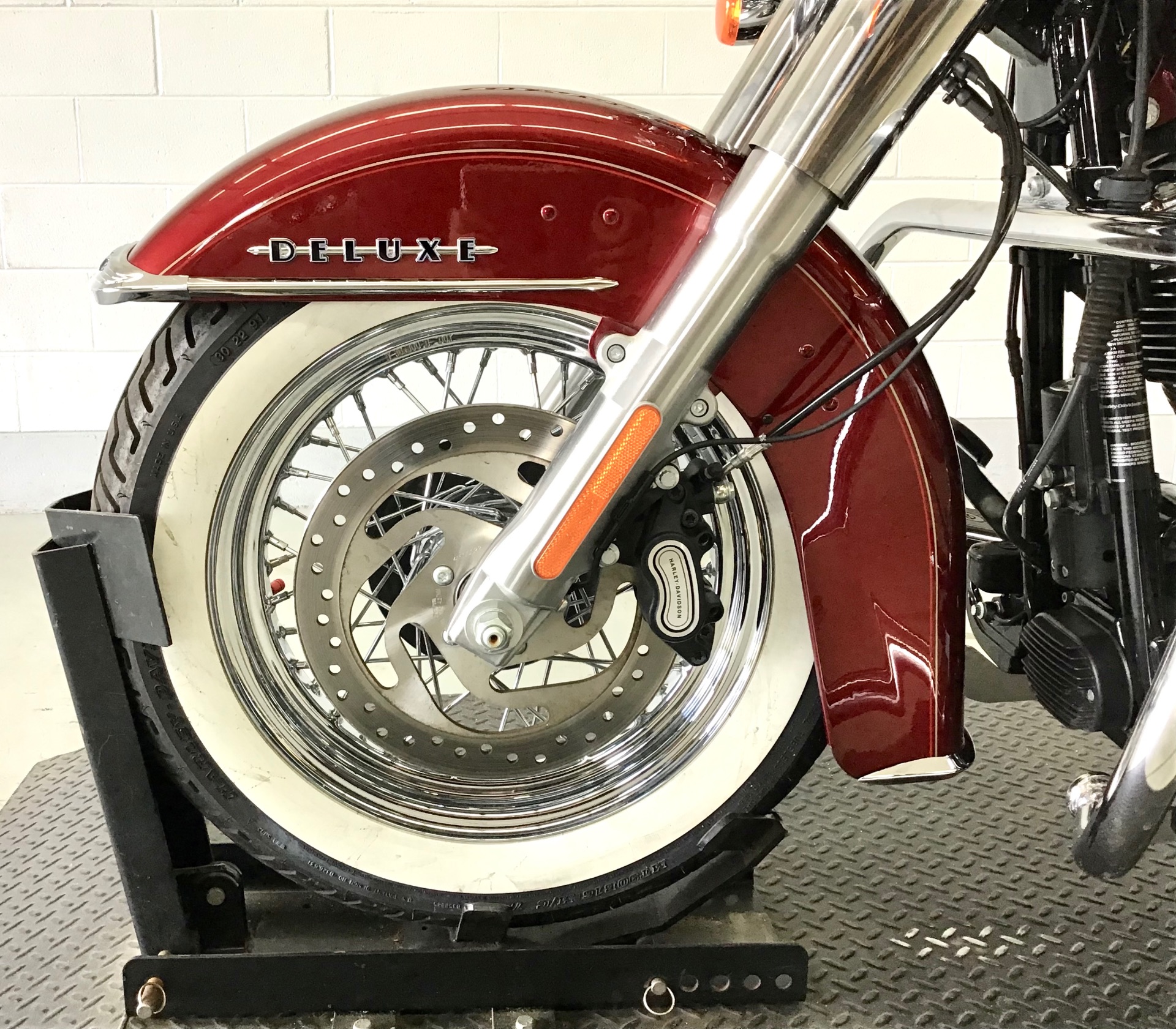2017 Harley-Davidson Softail® Deluxe in Fredericksburg, Virginia - Photo 16