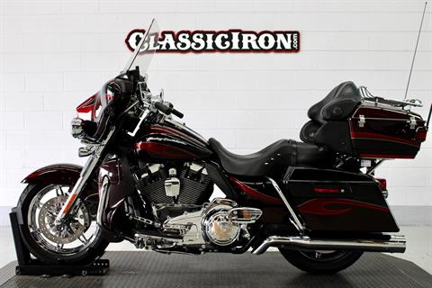 2013 Harley-Davidson CVO™ Ultra Classic® Electra Glide® in Fredericksburg, Virginia - Photo 4