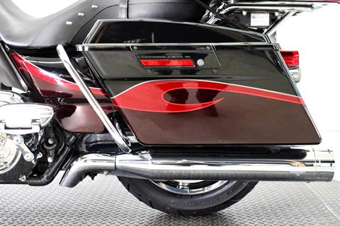 2013 Harley-Davidson CVO™ Ultra Classic® Electra Glide® in Fredericksburg, Virginia - Photo 22