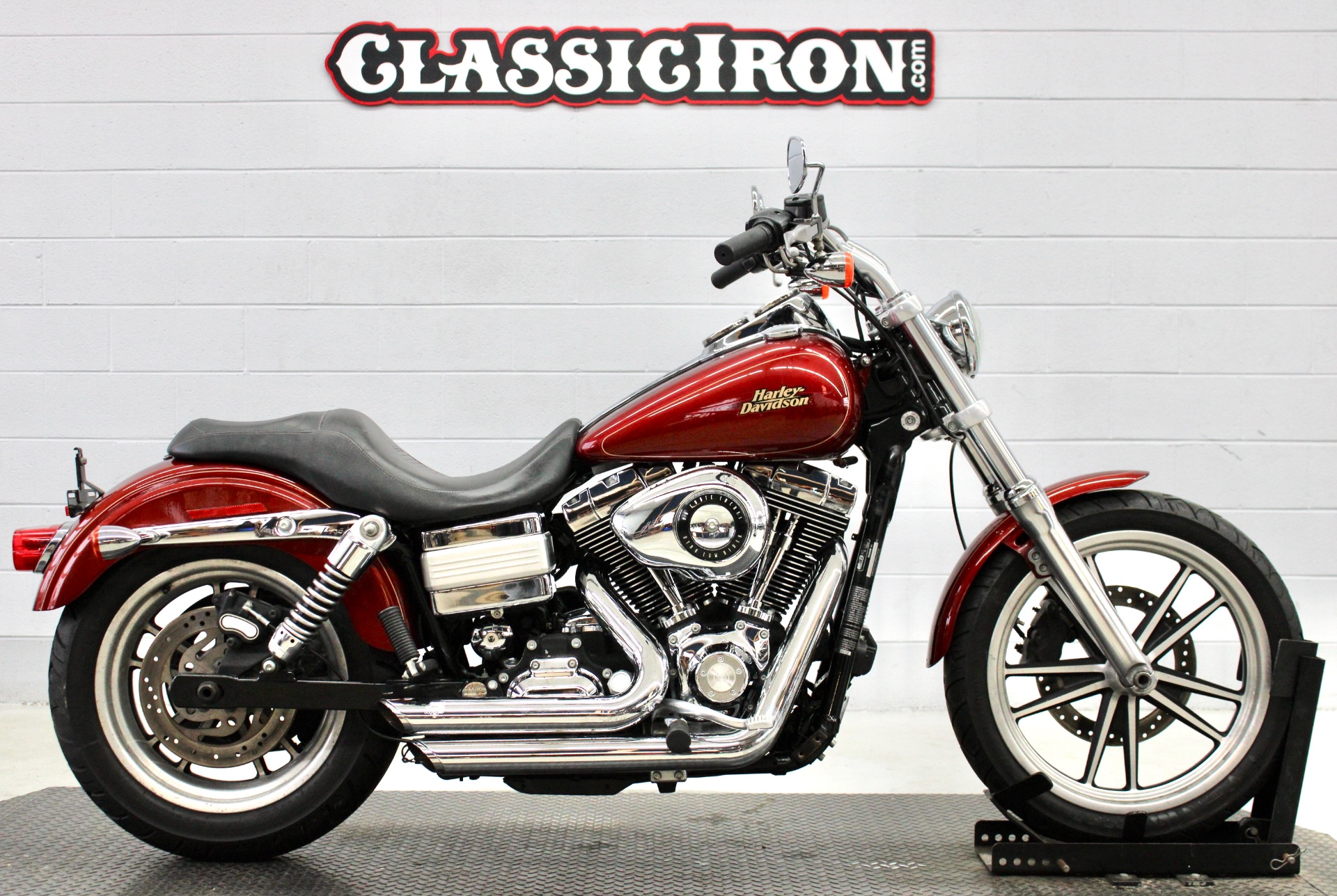 2009 Harley-Davidson Dyna® Low Rider® in Fredericksburg, Virginia - Photo 1
