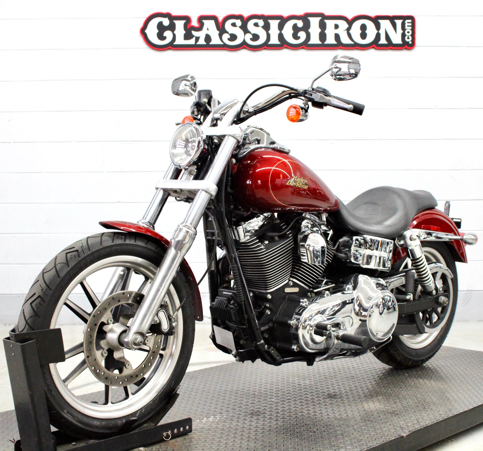 2009 Harley-Davidson Dyna® Low Rider® in Fredericksburg, Virginia - Photo 3