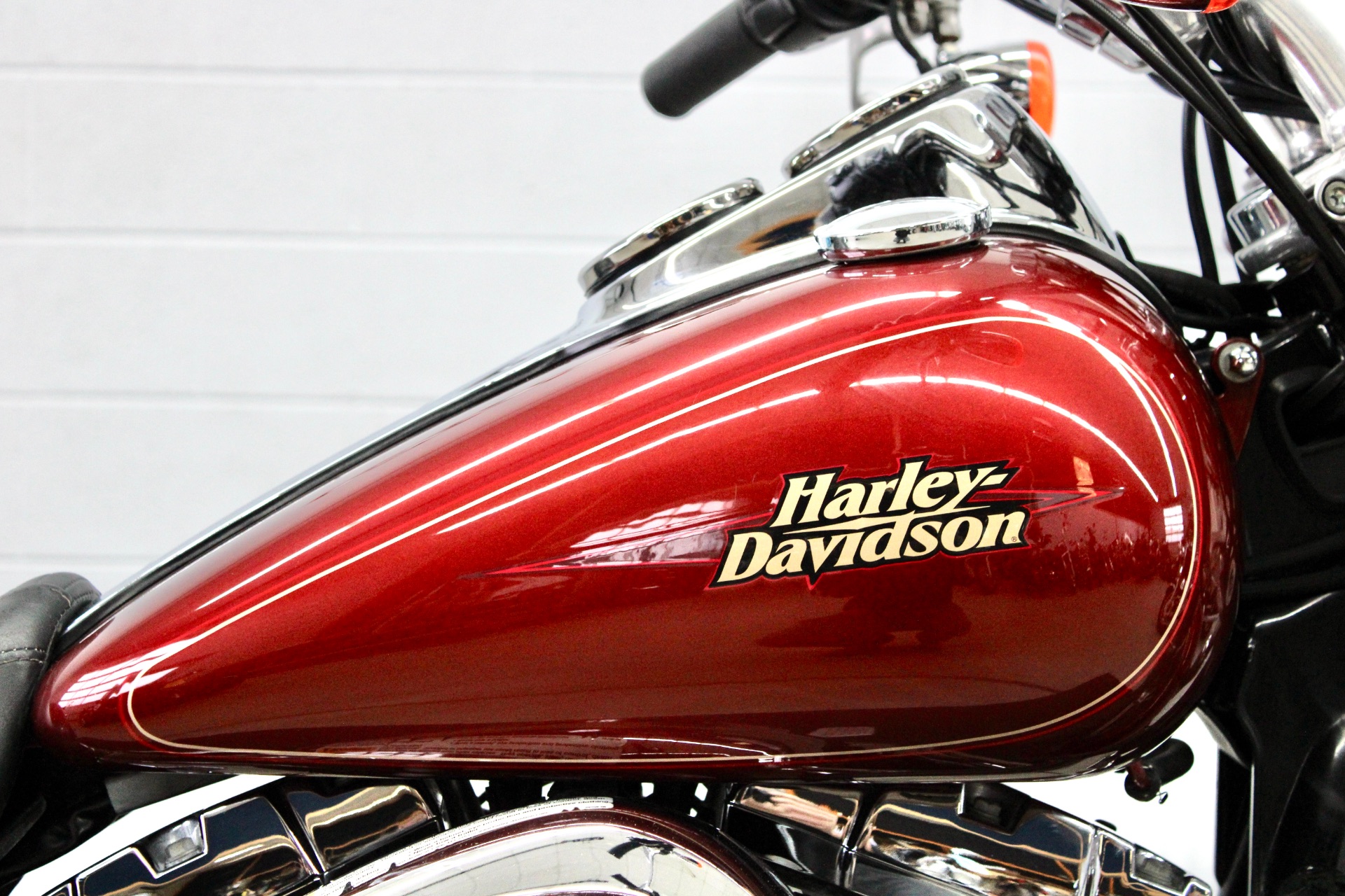 2009 Harley-Davidson Dyna® Low Rider® in Fredericksburg, Virginia - Photo 13