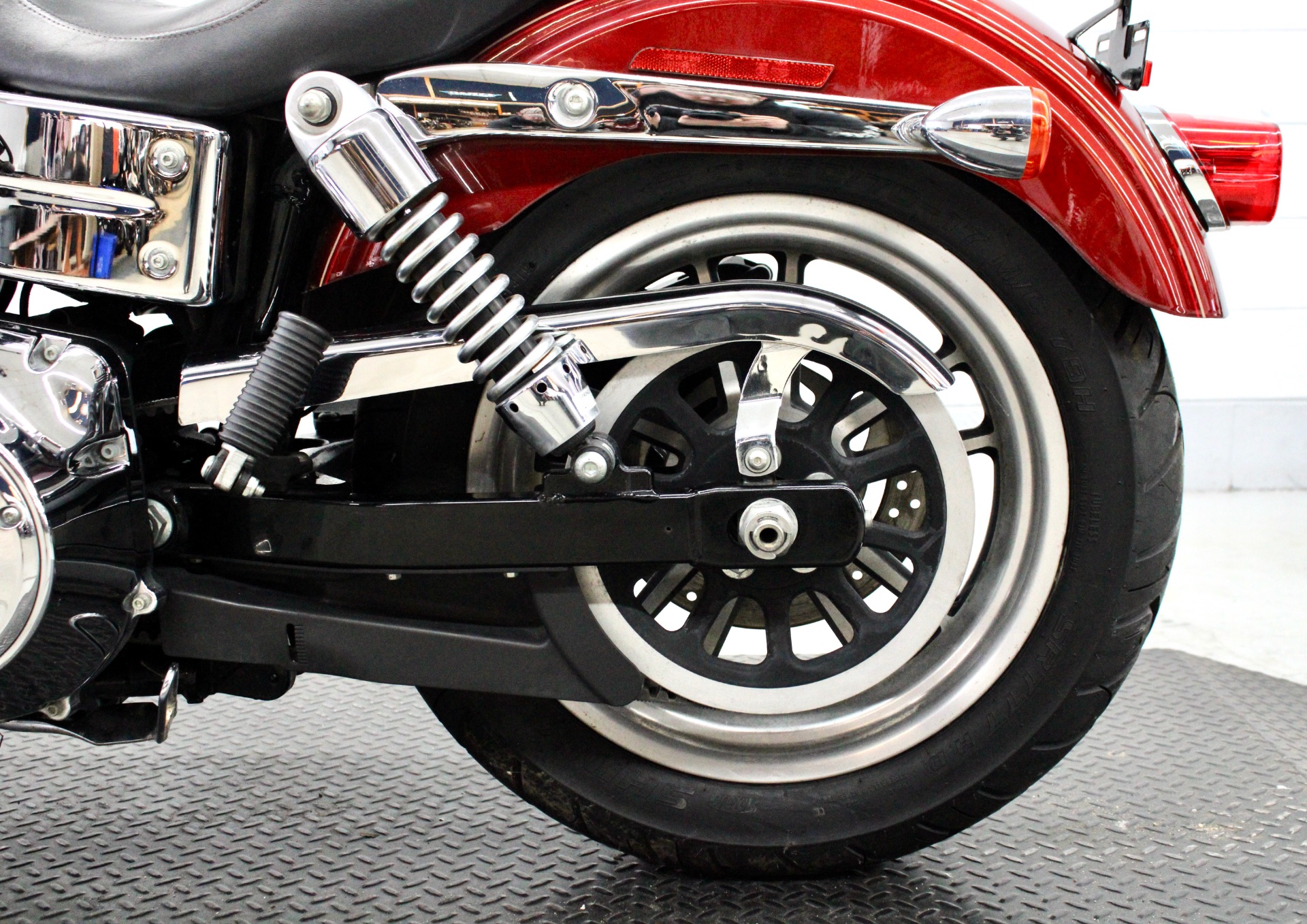 2009 Harley-Davidson Dyna® Low Rider® in Fredericksburg, Virginia - Photo 22