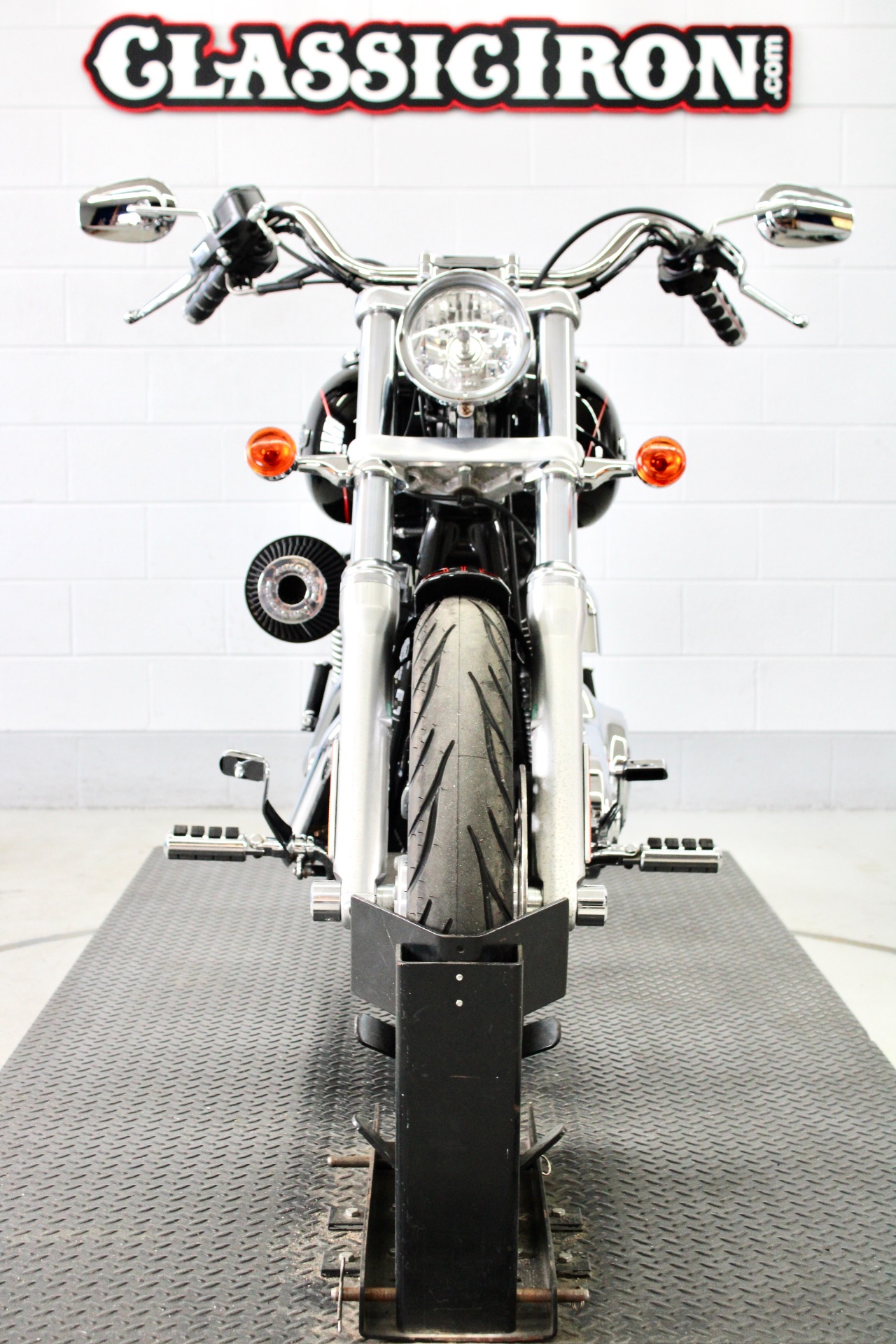 2011 Harley-Davidson Dyna® Super Glide® Custom in Fredericksburg, Virginia - Photo 7
